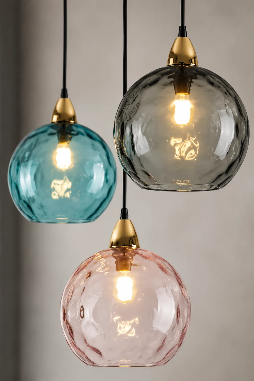 Hailie Pendelleuchte aus buntem Glas, 3 flammig - Lumpaz