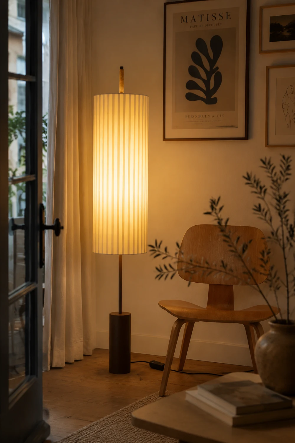Japanese Style Fabric Wabi Sabi Dorica Floor Lamp - Lumpaz