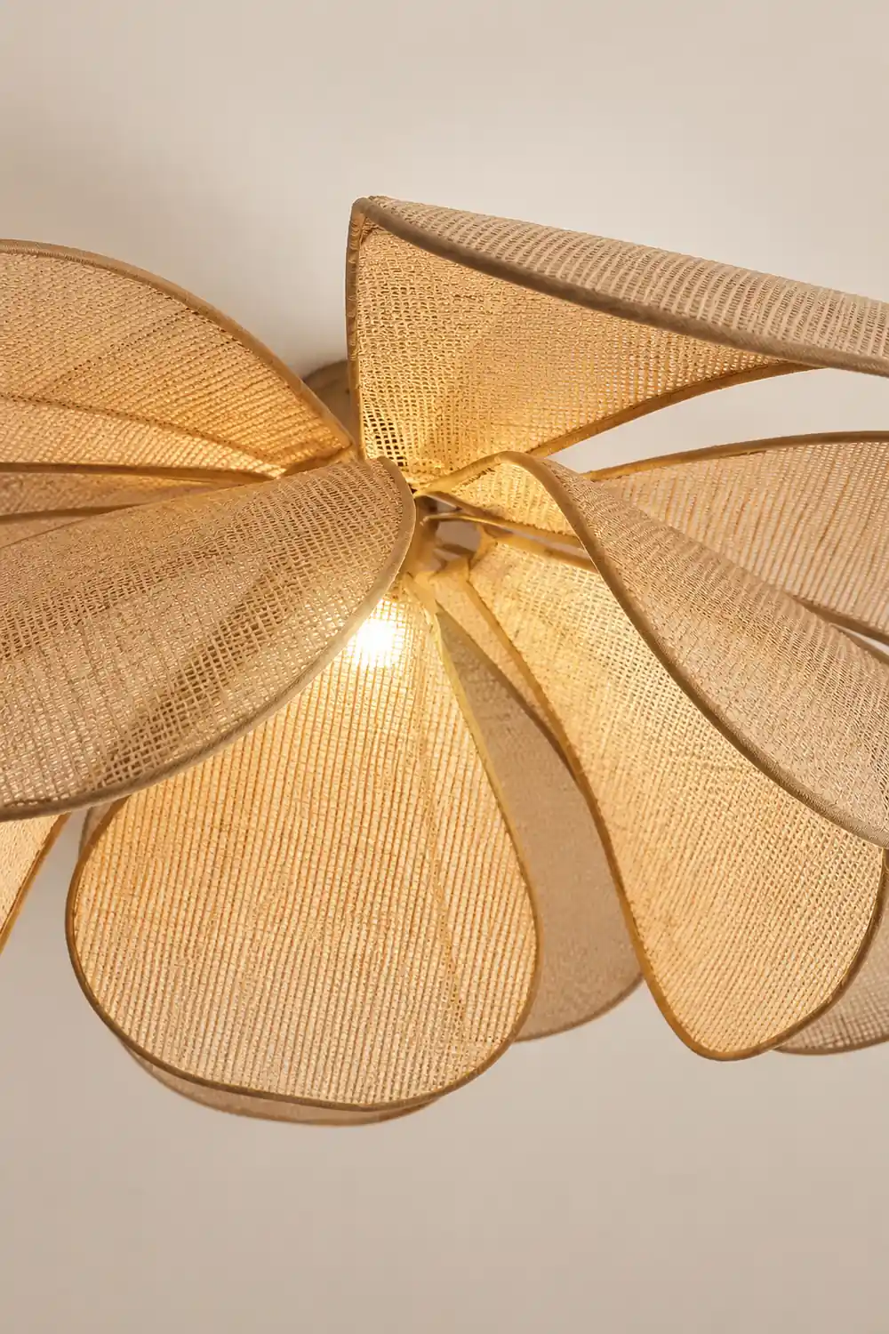Vintage Petal Rattan Ceiling Pendant Light - Lumpaz