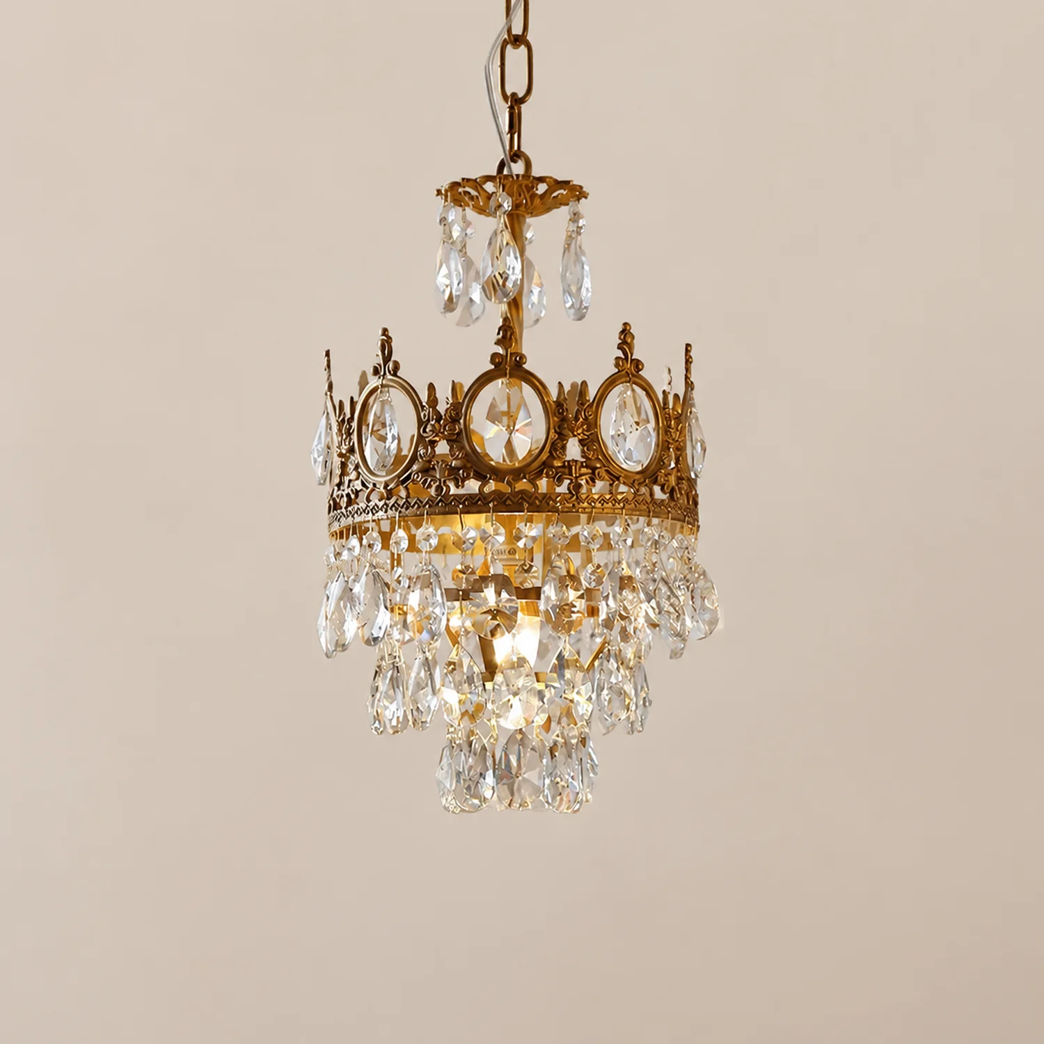Retro French Gold Crystal Chandelier - Lumpaz