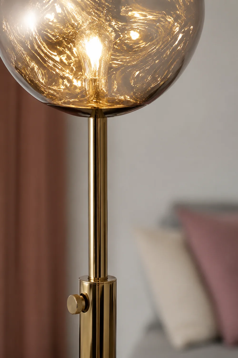 Mirza Stehleuchte, 3 Farben, ∅38CM - Lumpaz
