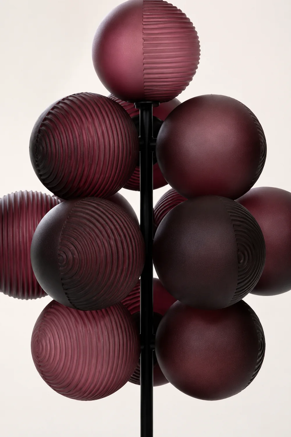 Grape Floor Lamp - Lumpaz