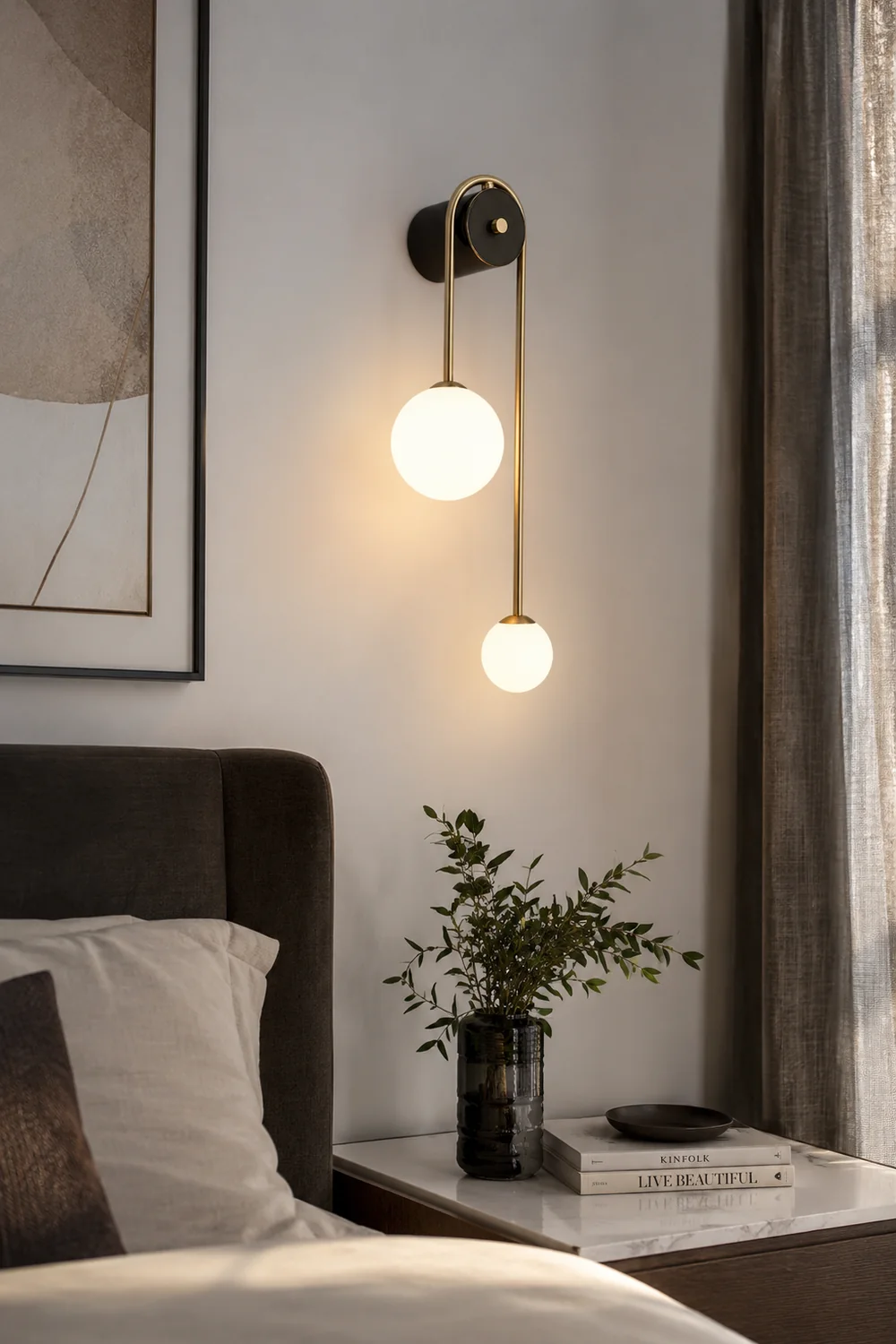 Brass Arc Wall Light - Lumpaz