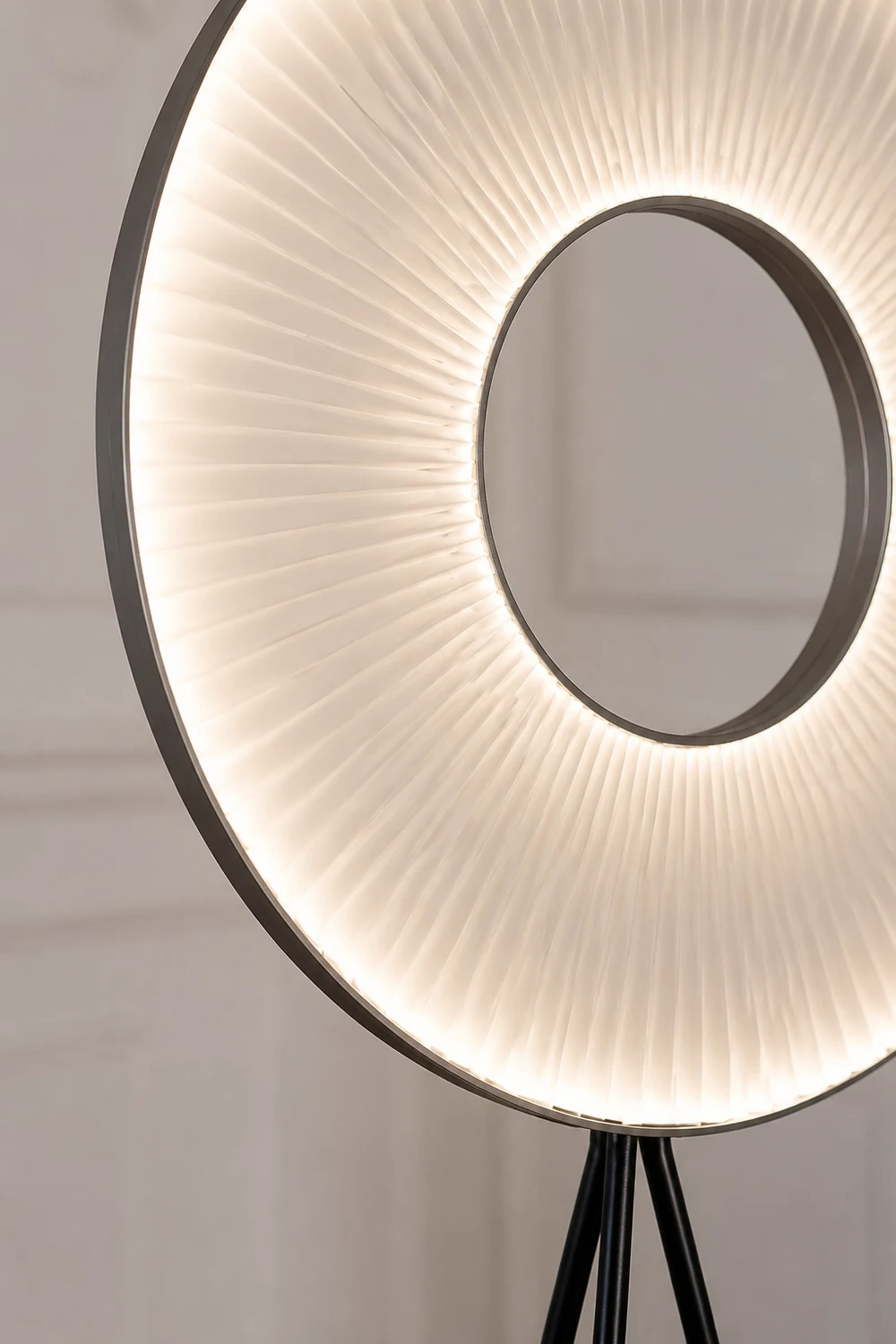 Iris Floor Lamp - Lumpaz