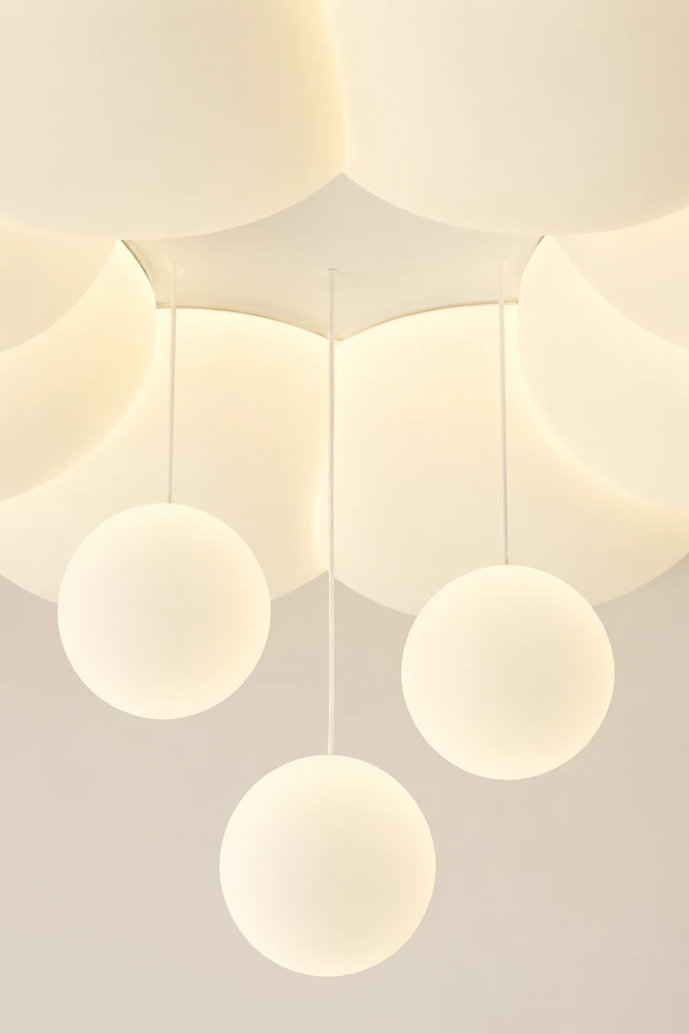 French Warm Ceiling Light For Kids Room - Lumpaz