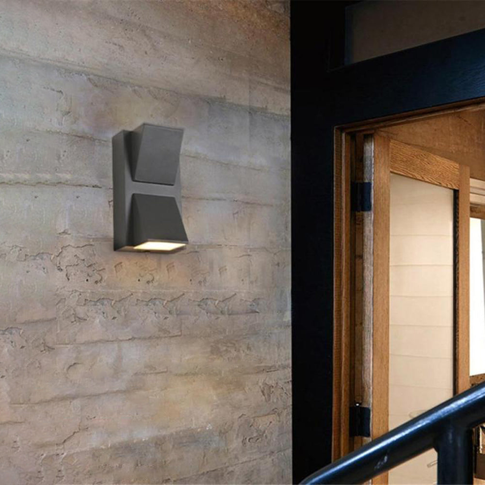 Moderne einfache wasserdichte LED-Wandleuchte für den Außenbereich - Cueteks