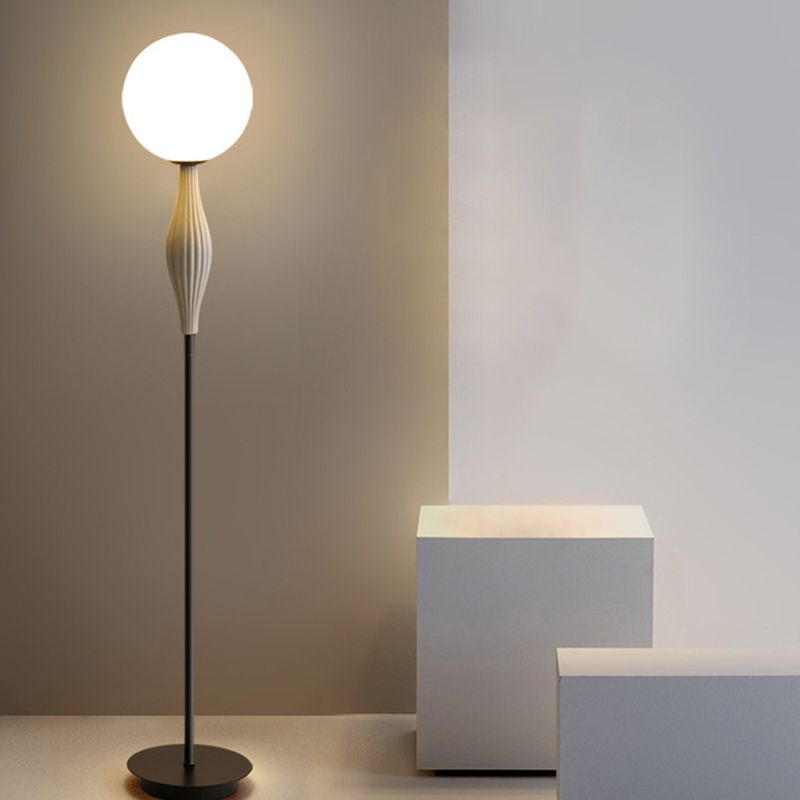 Valentina Kugel-Design Stehleuchte, Metall, 160CM Lang - Cueteks