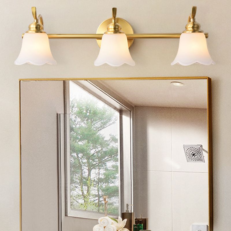 Félicie Weißes Glas Spiegel Front Vanity Wandleuchte, 2/3-flammig, 41CM Lang - Cueteks