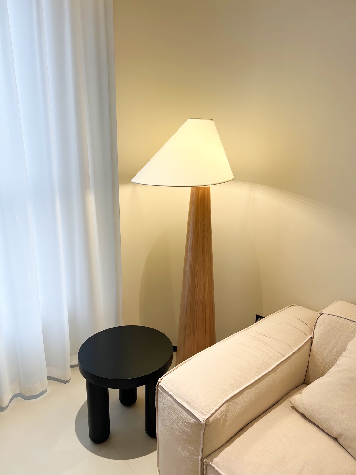 Alvin Floor Lamp - Cueteks