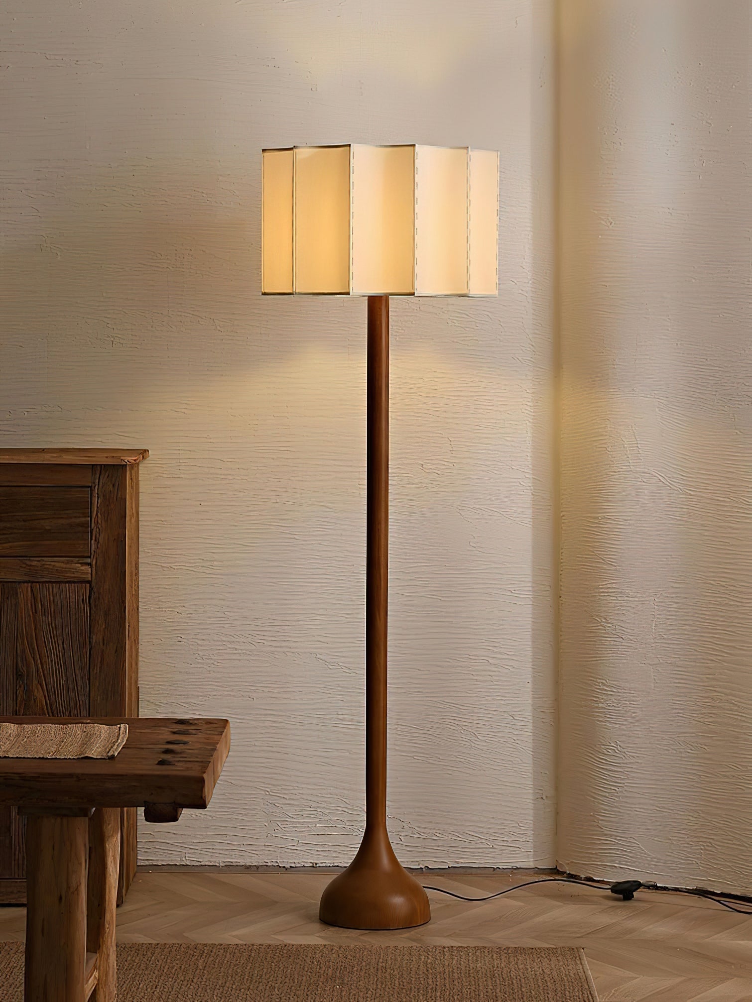 Hakka Floor Lamp - Cueteks