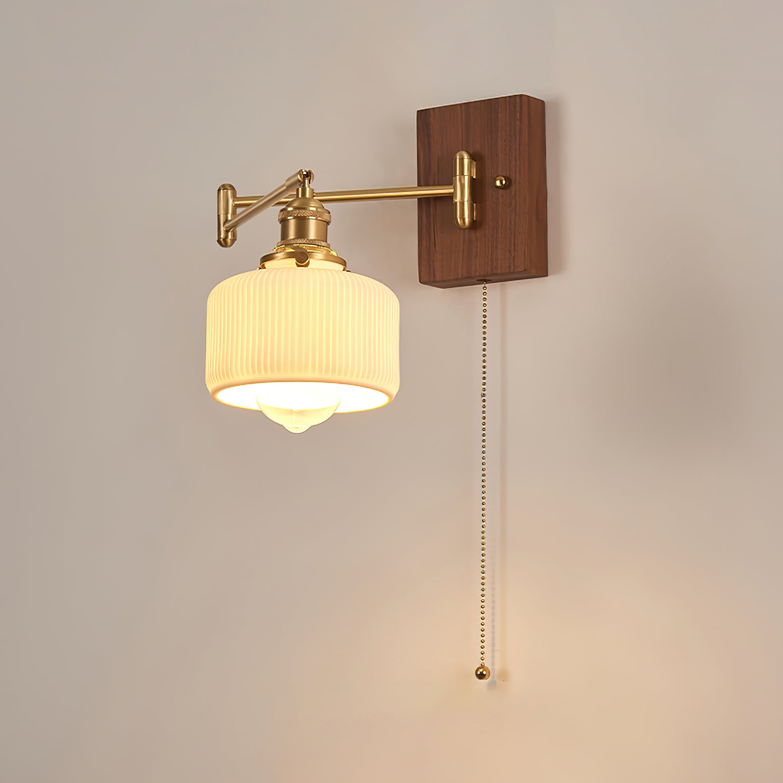 Heritage Walnut Wall Lamp - Cueteks