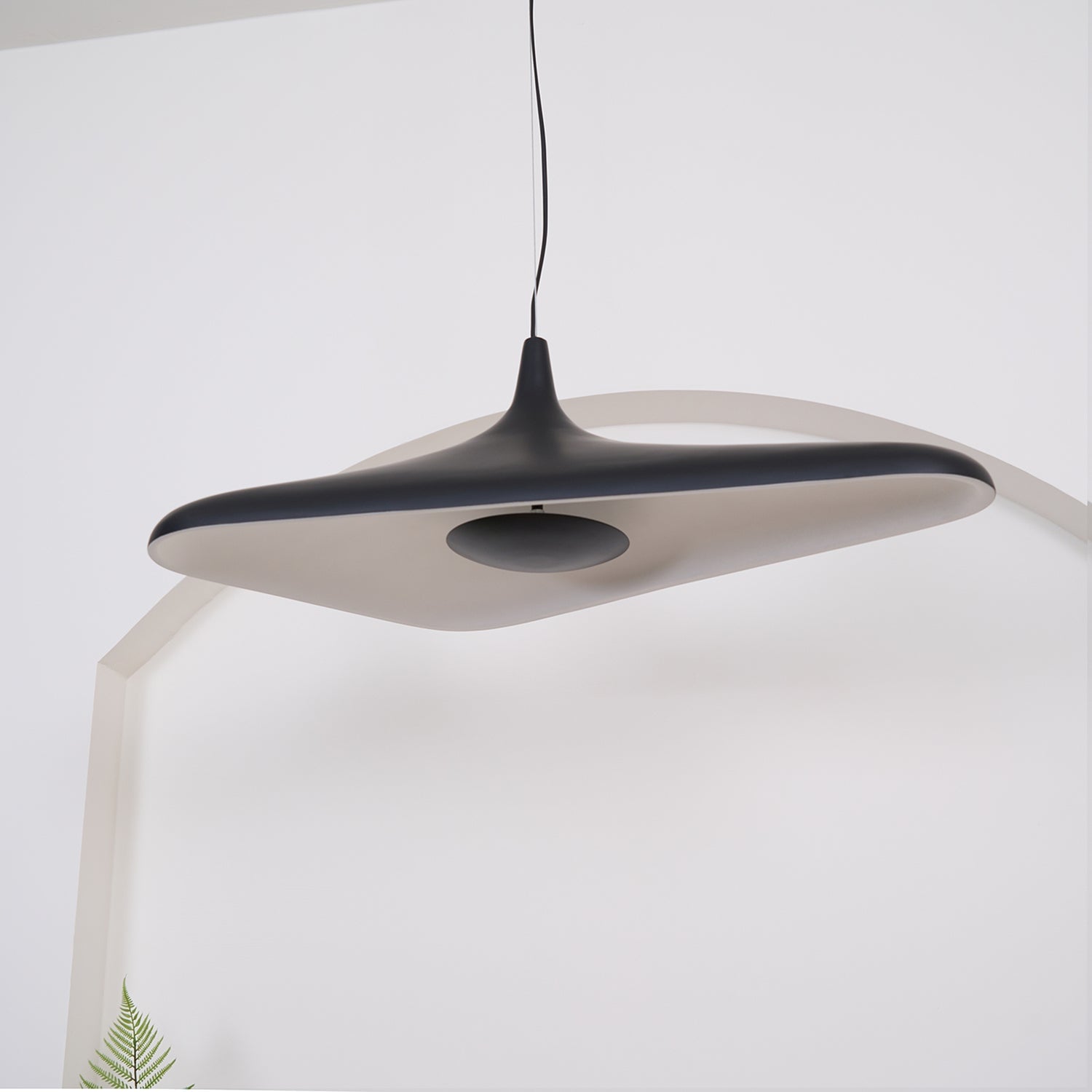 Soleil Noir Pendant Lamp - Cueteks