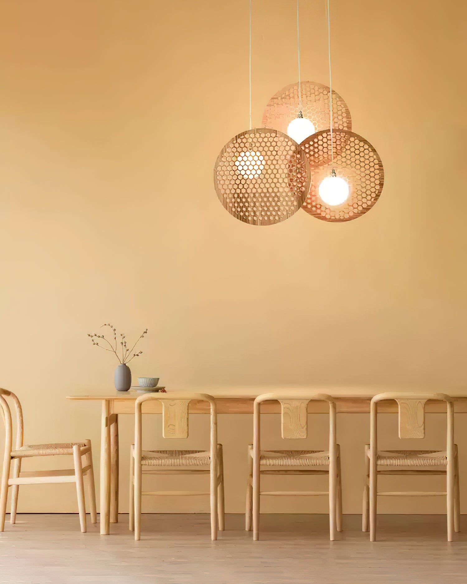 Bee Plate Chandelier - Cueteks