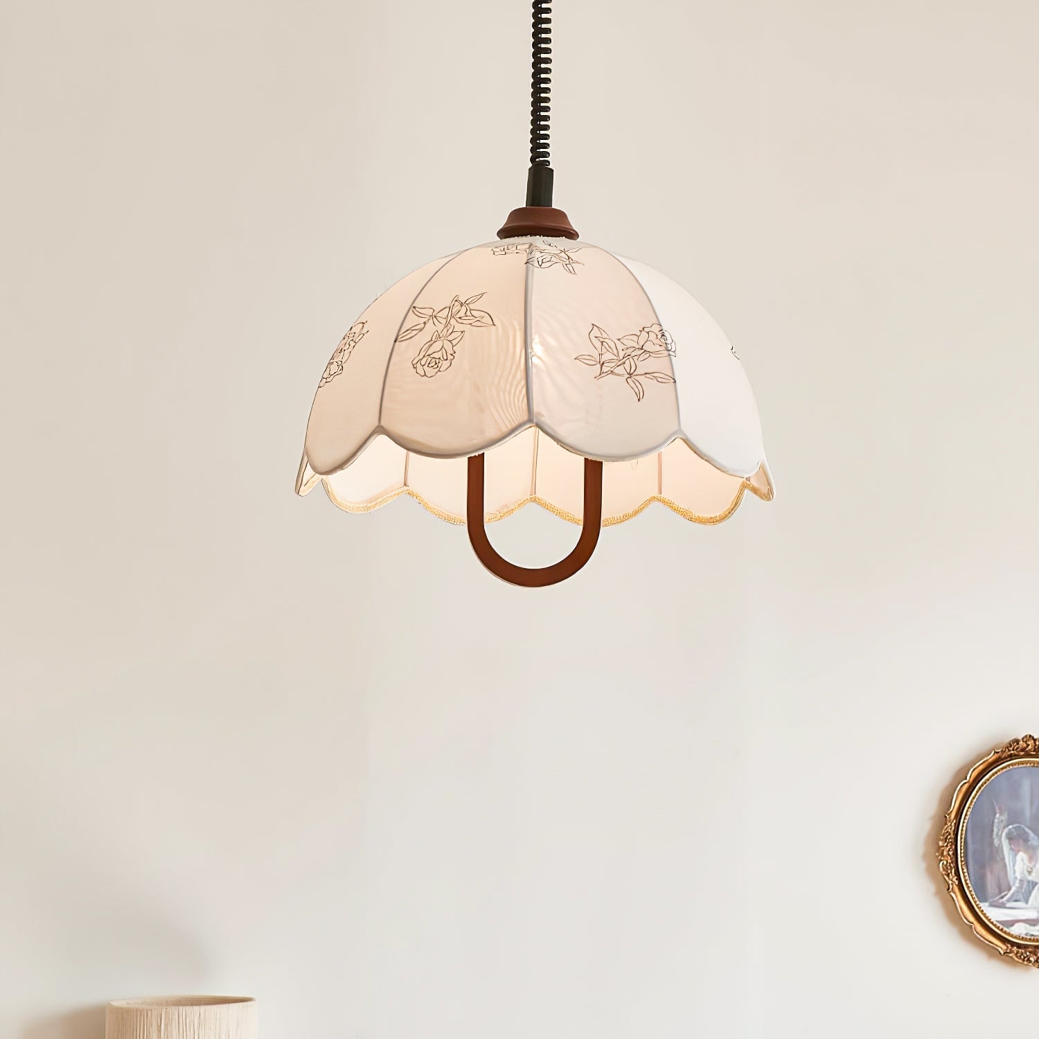 Floral Grace Pendant Lamp - Cueteks