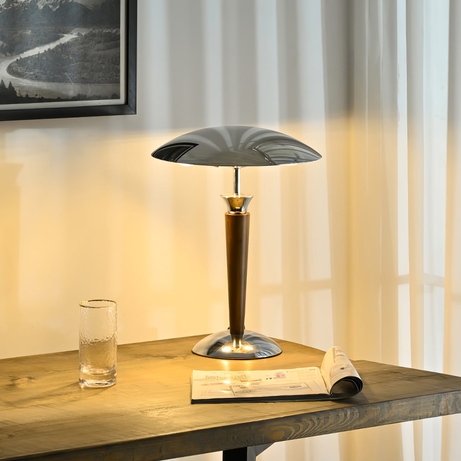Helmet Table Lamp - Cueteks