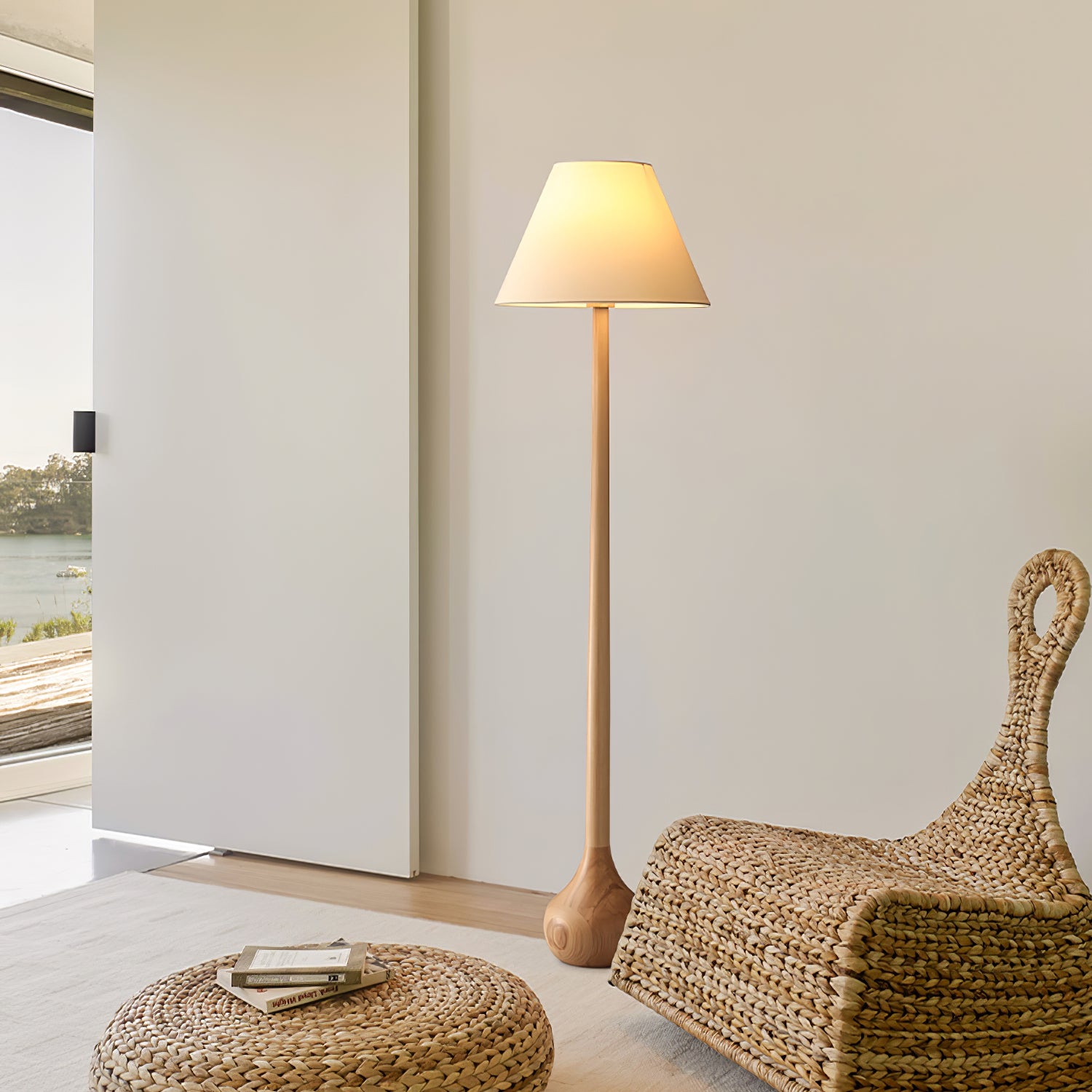 Final Strike Floor Lamp - Cueteks