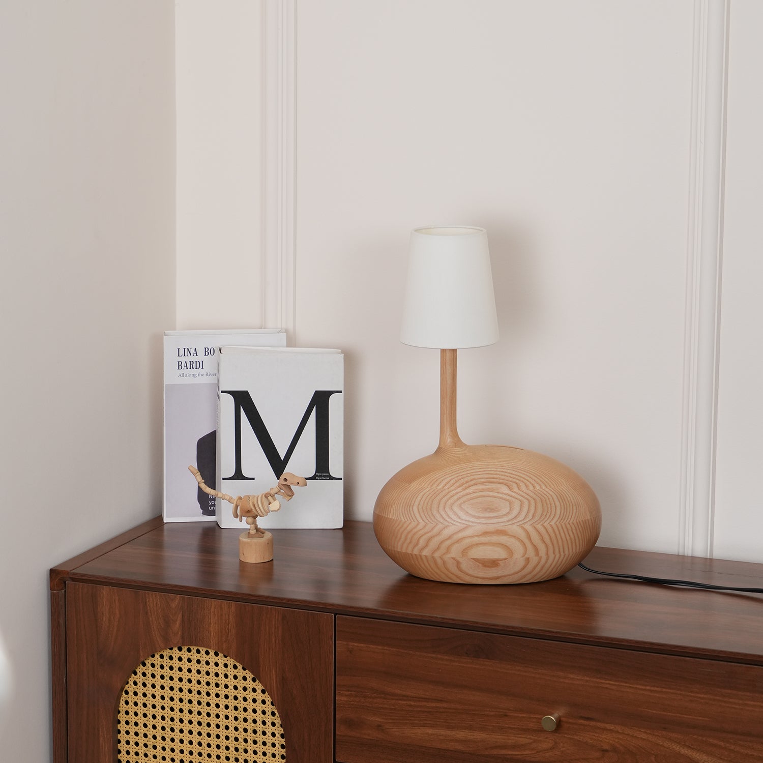 Snail Table Lamp - Cueteks
