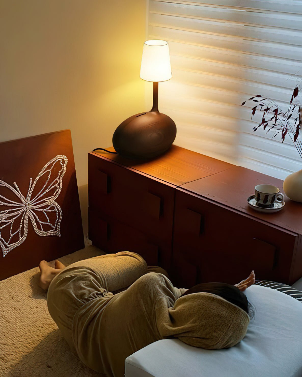 Snail Table Lamp - Cueteks