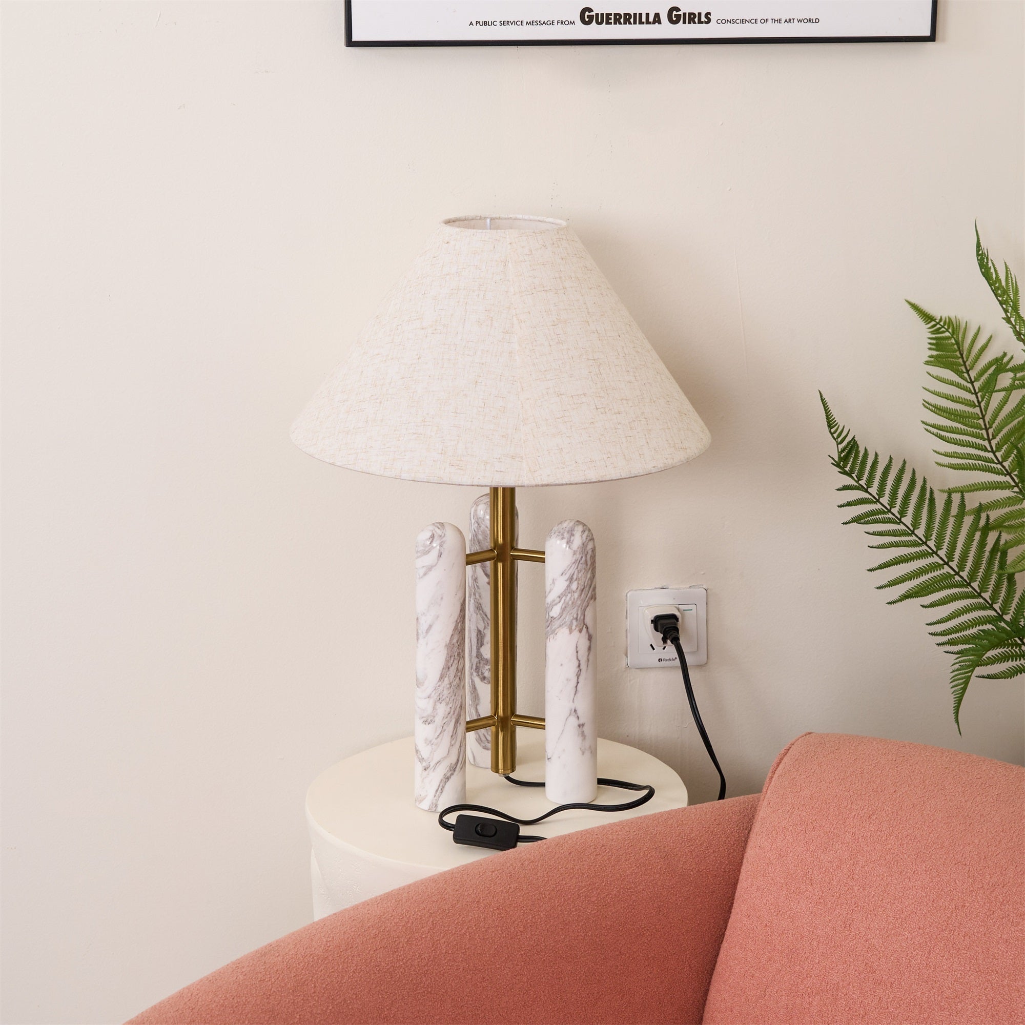 Lloyd Table Lamp - Cueteks