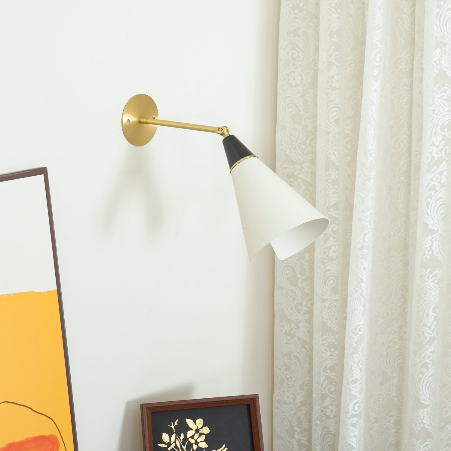 Petite Magari Wall Lamp - Cueteks