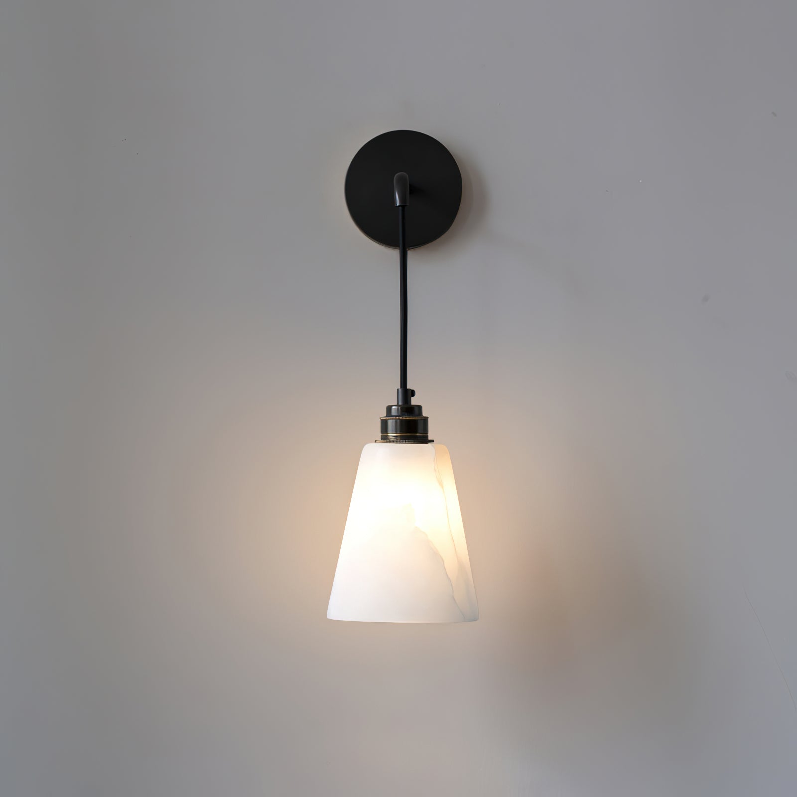 Droplet Alabaster Wall Lamp - Cueteks