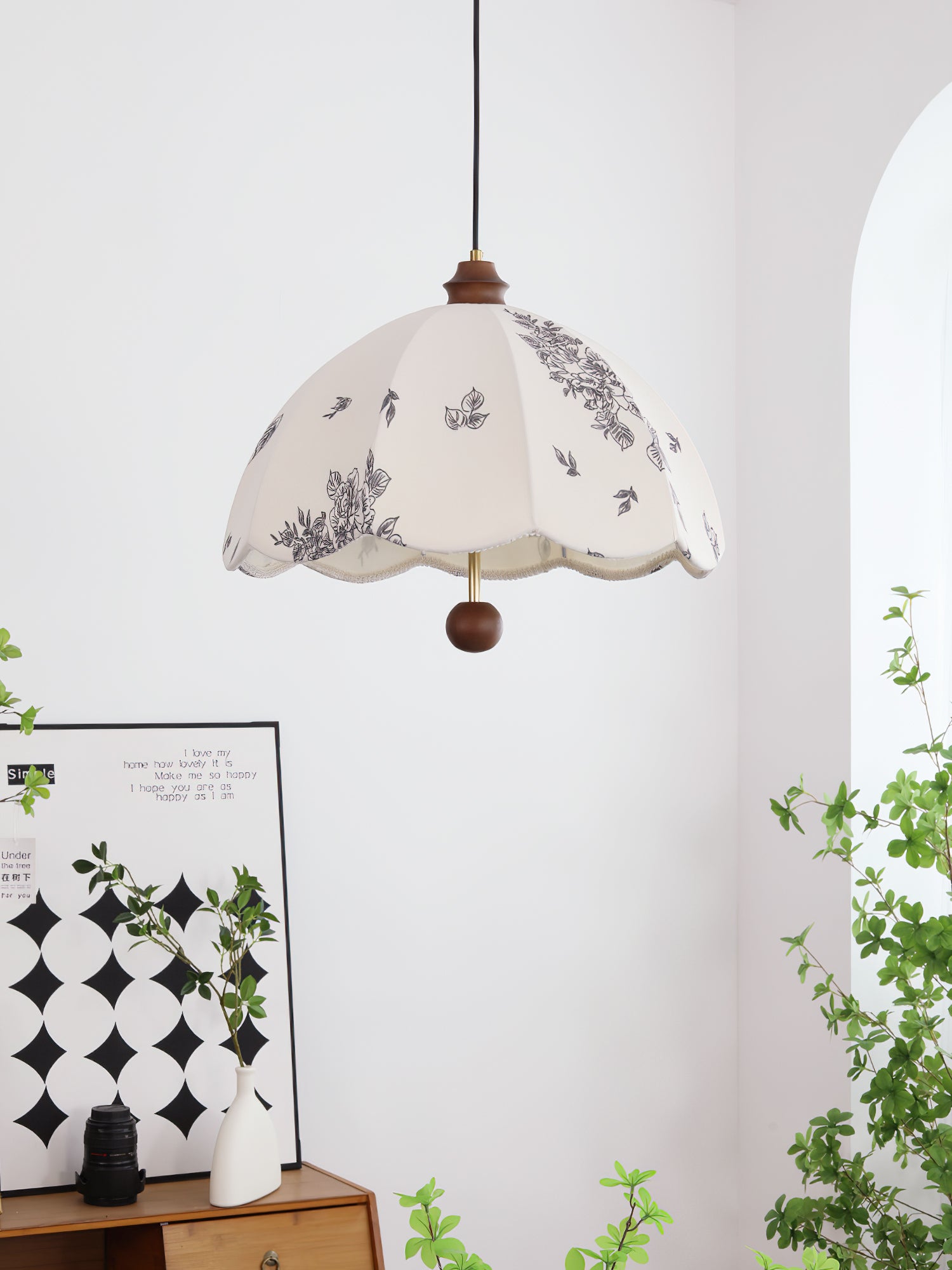 Petal Whisper Pendant Lamp - Cueteks
