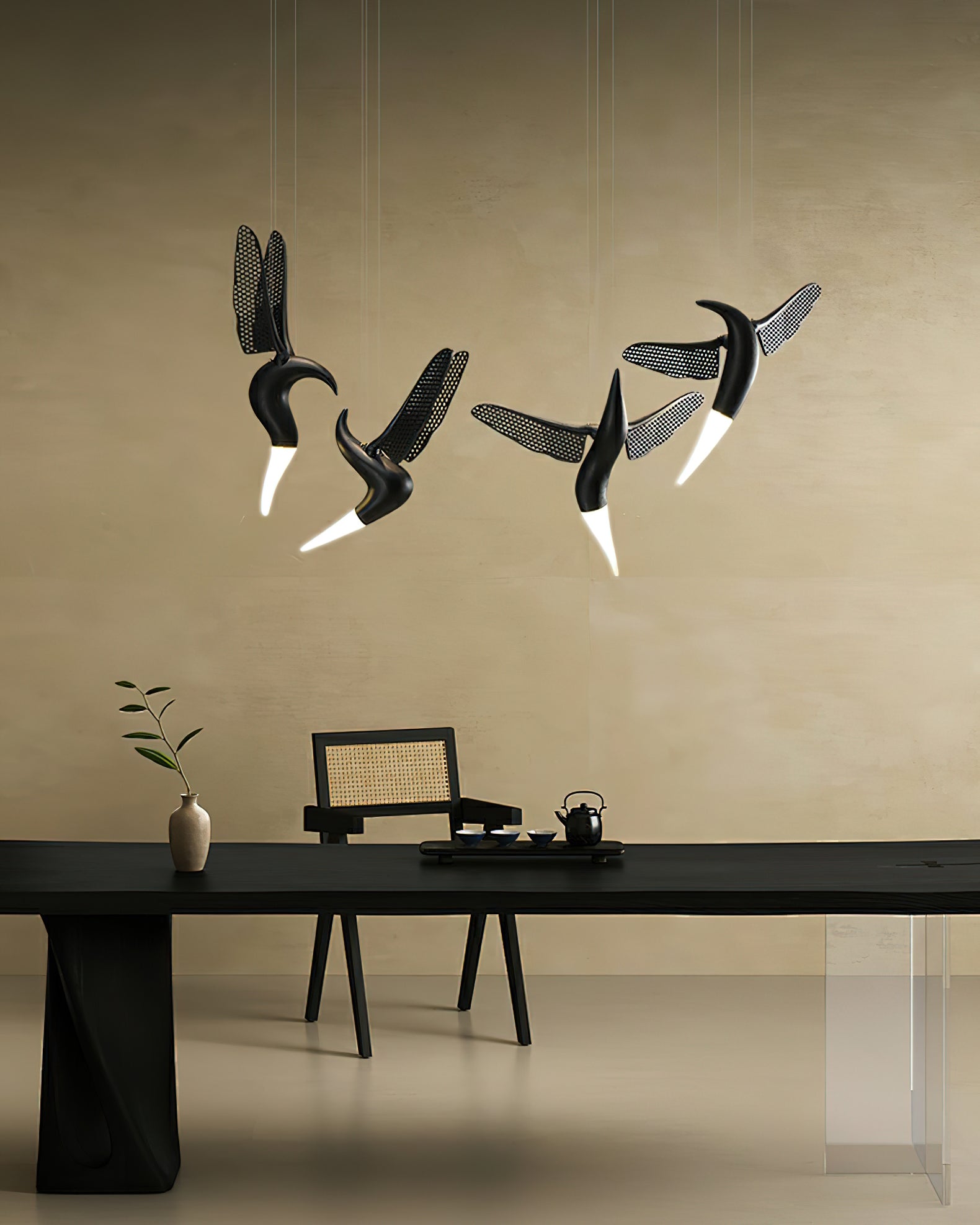Dancer Chandelier - Cueteks