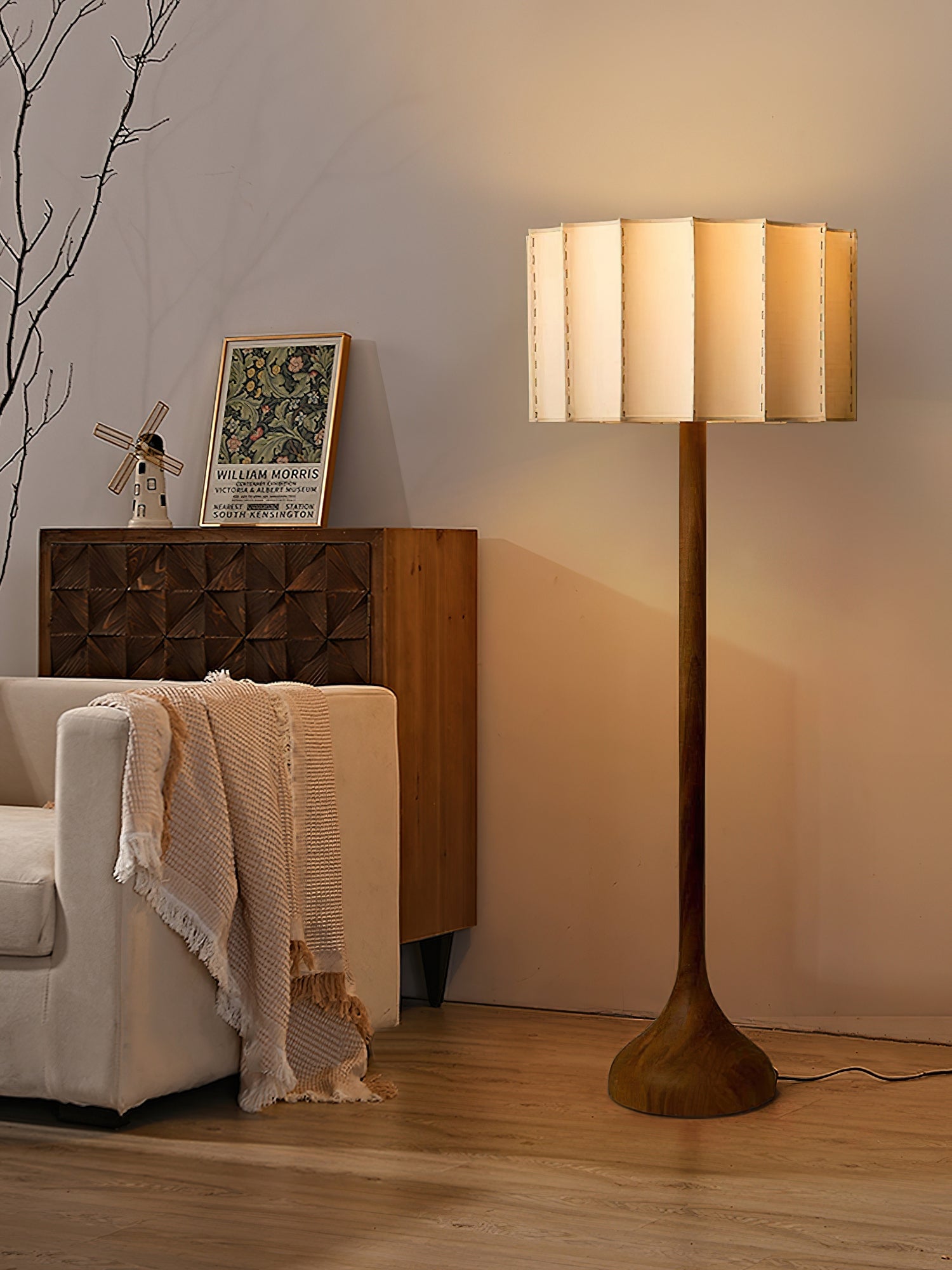Hakka Floor Lamp - Cueteks