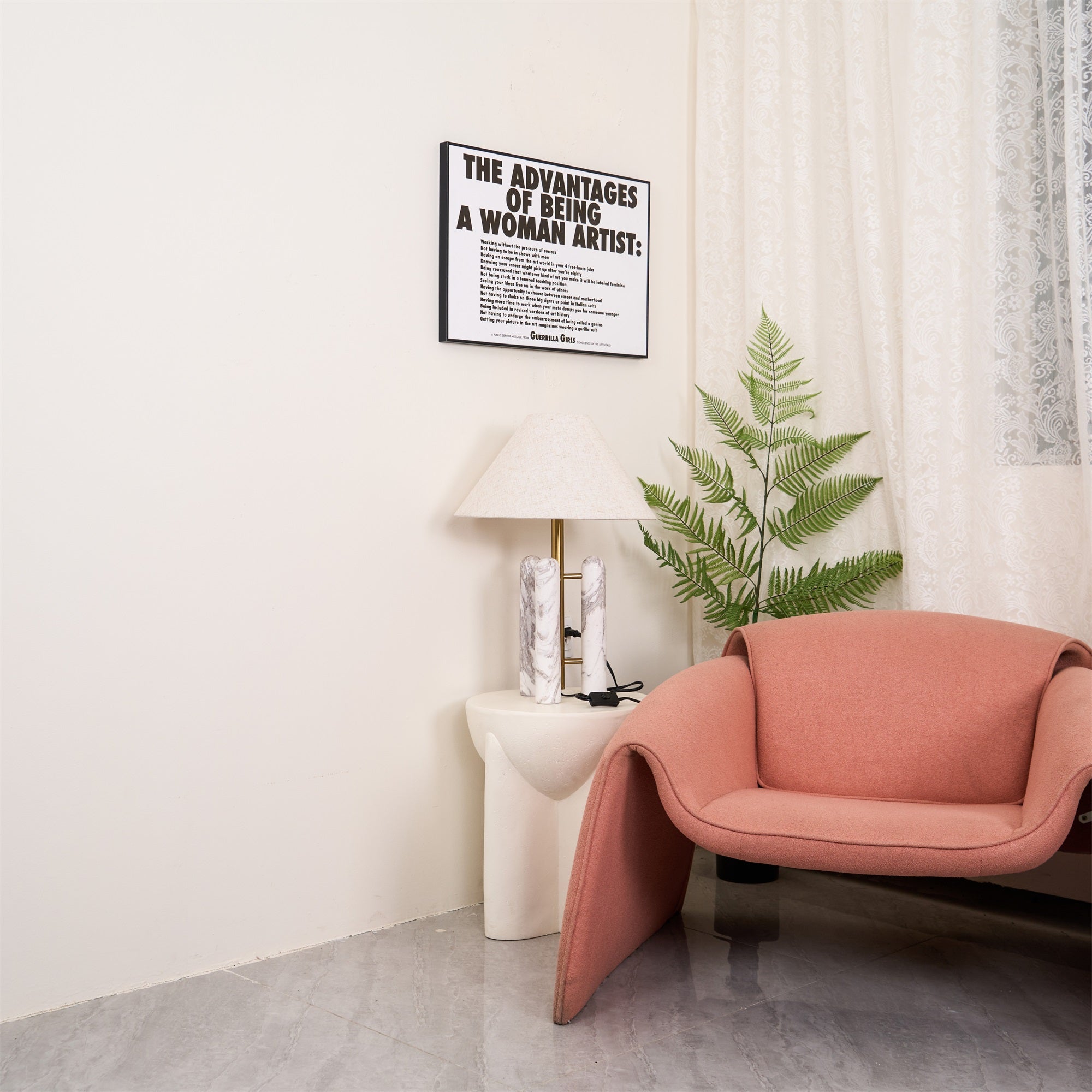 Lloyd Table Lamp - Cueteks