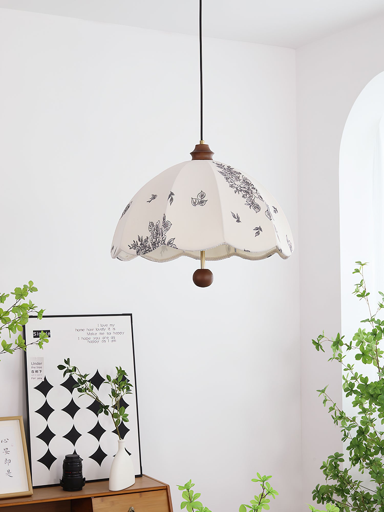 Petal Whisper Pendant Lamp - Cueteks