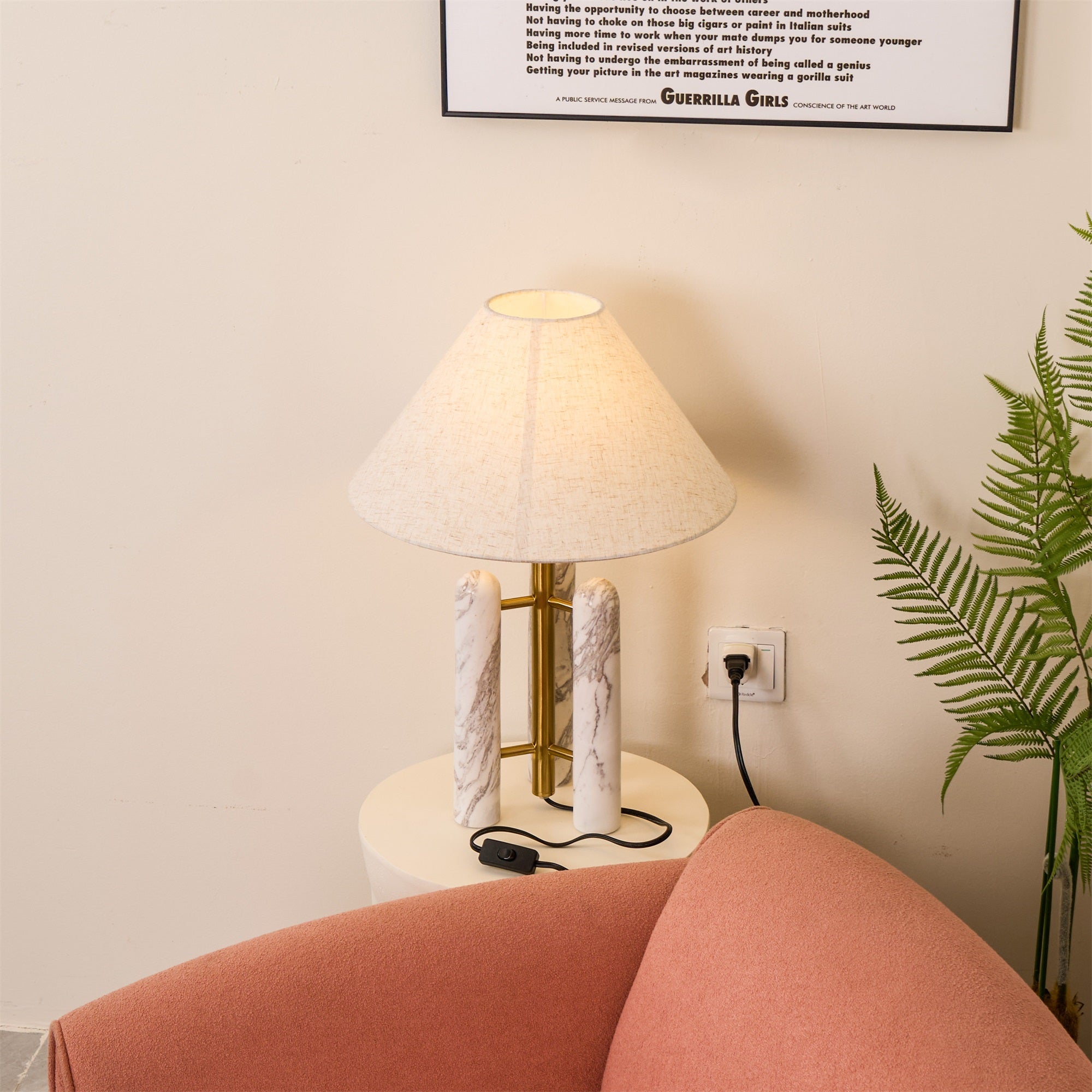 Lloyd Table Lamp - Cueteks