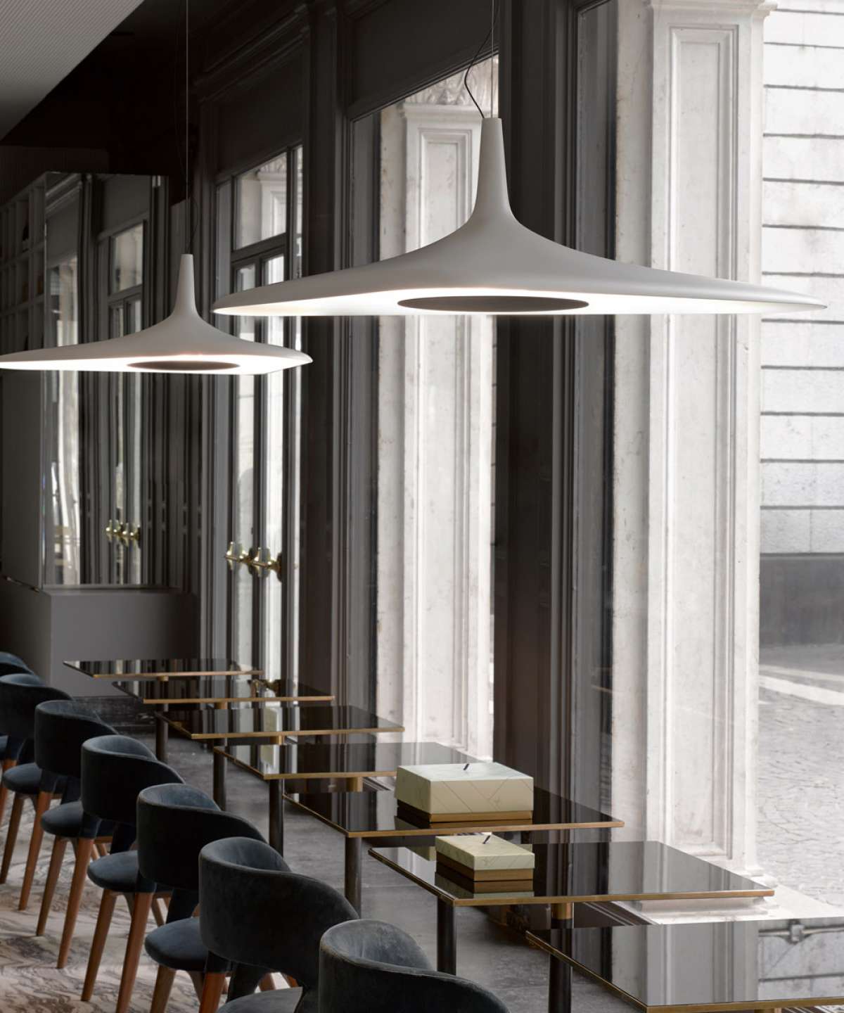 Soleil Noir Pendant Lamp - Cueteks