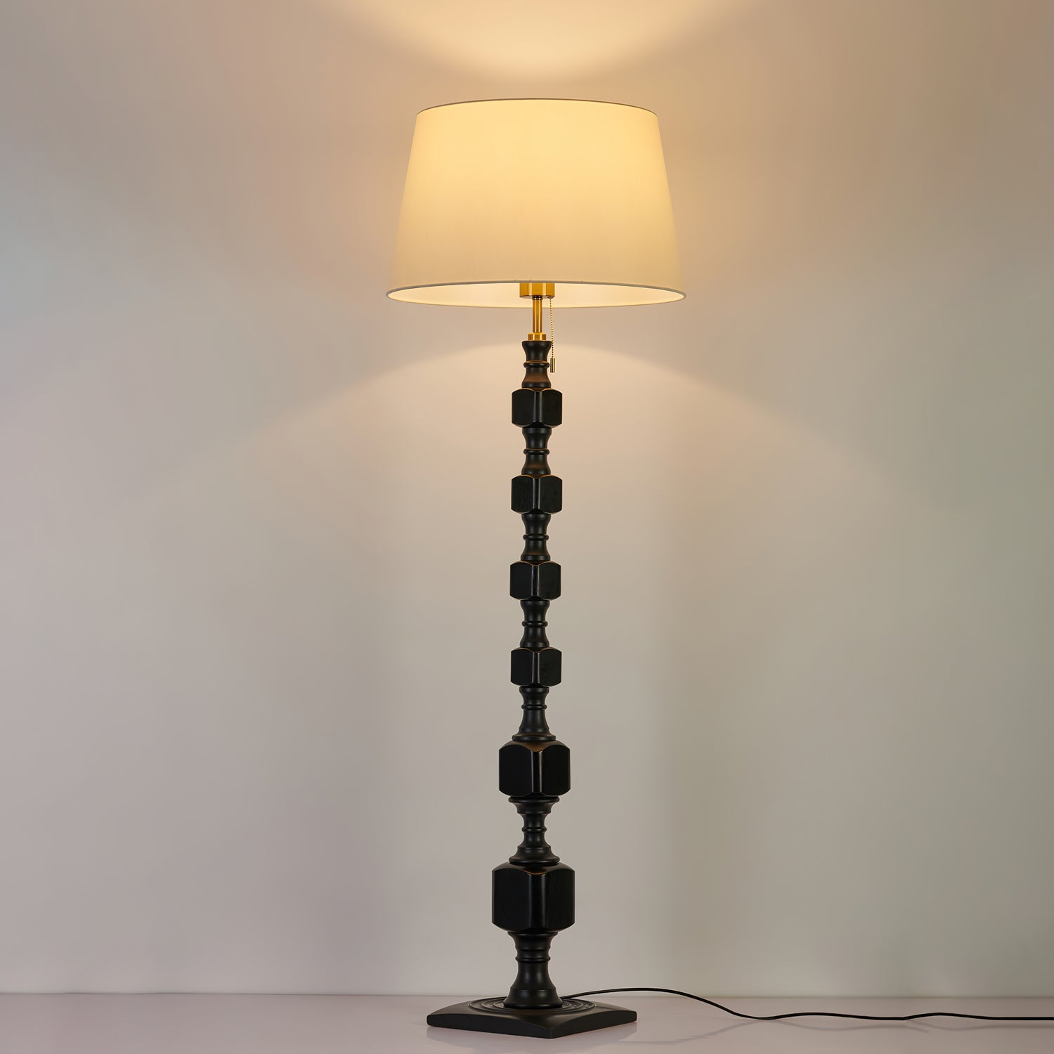 Hexas Floor Lamp - Cueteks