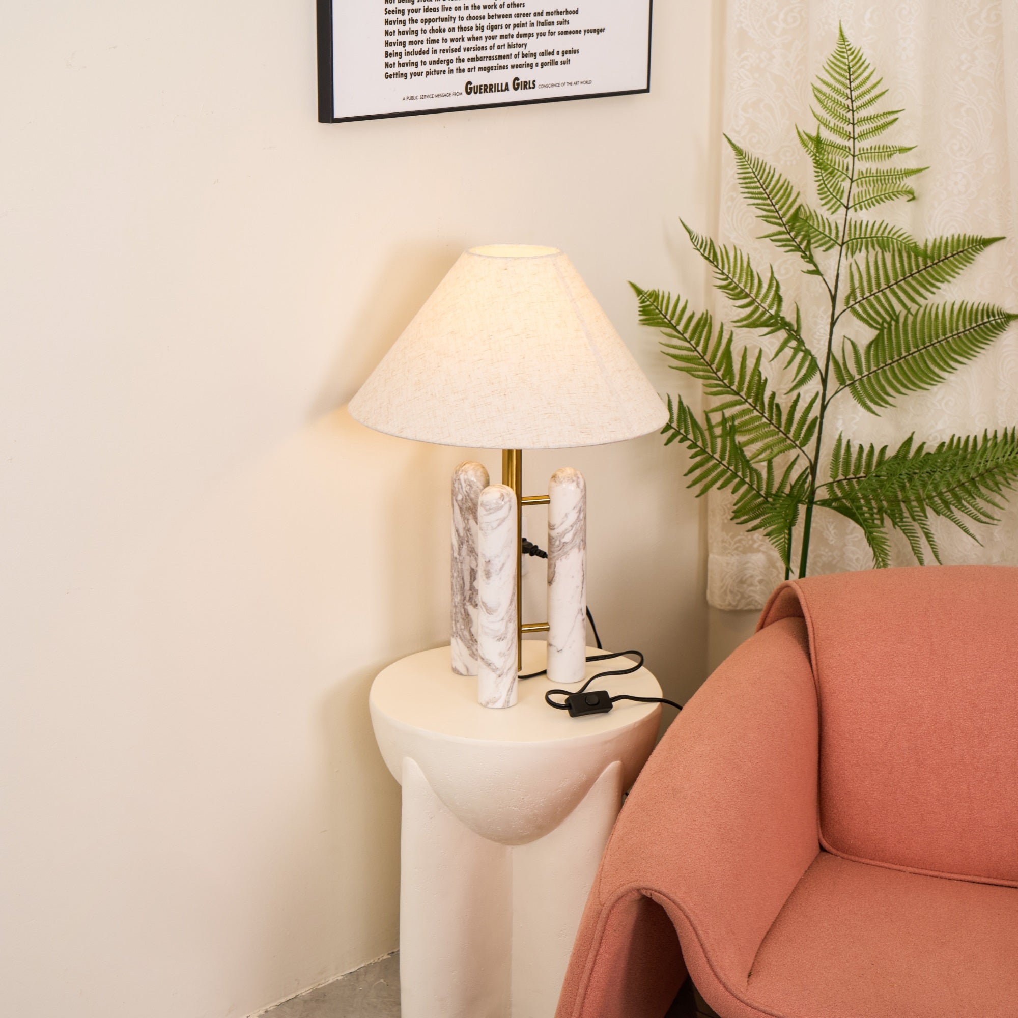 Lloyd Table Lamp - Cueteks