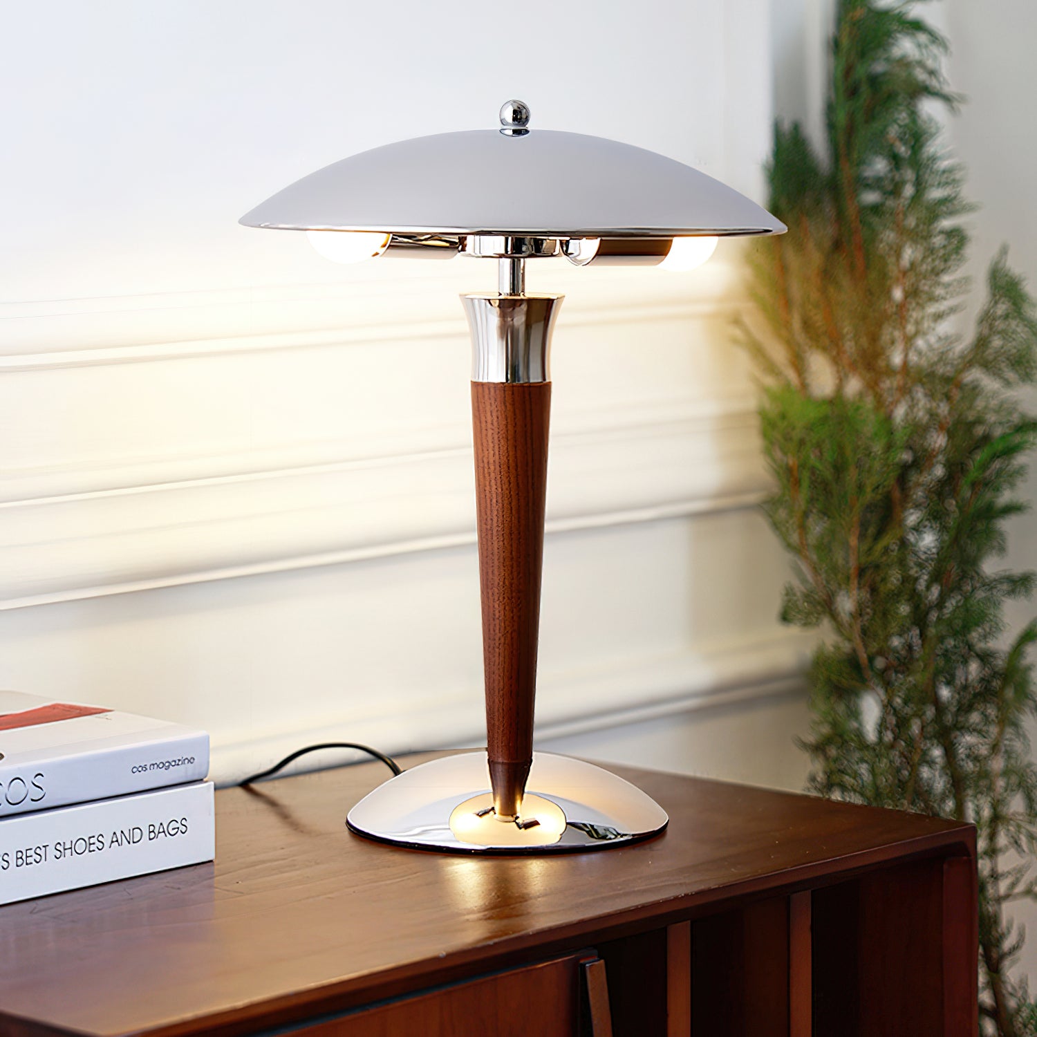 Helmet Table Lamp - Cueteks