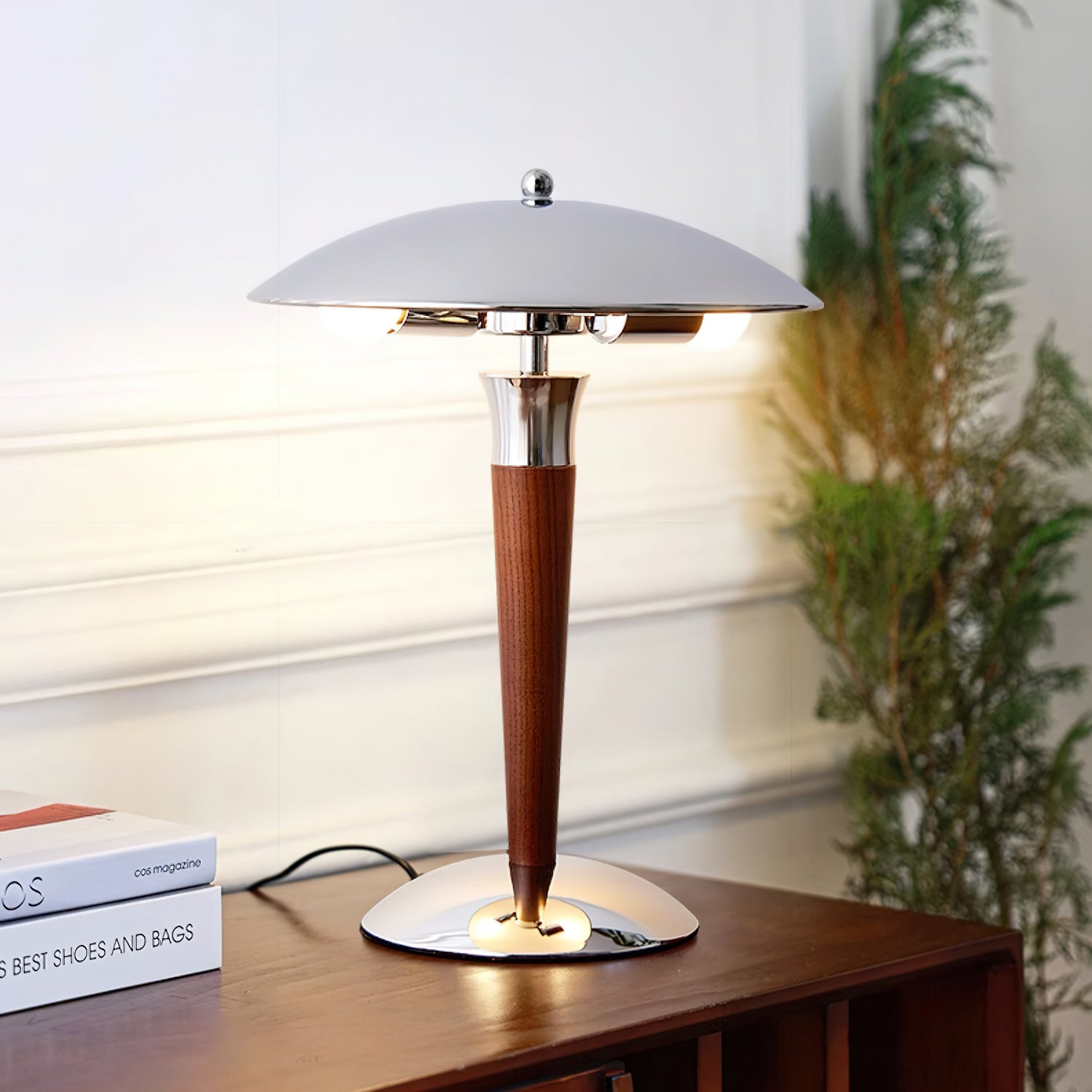 Helmet Table Lamp - Cueteks