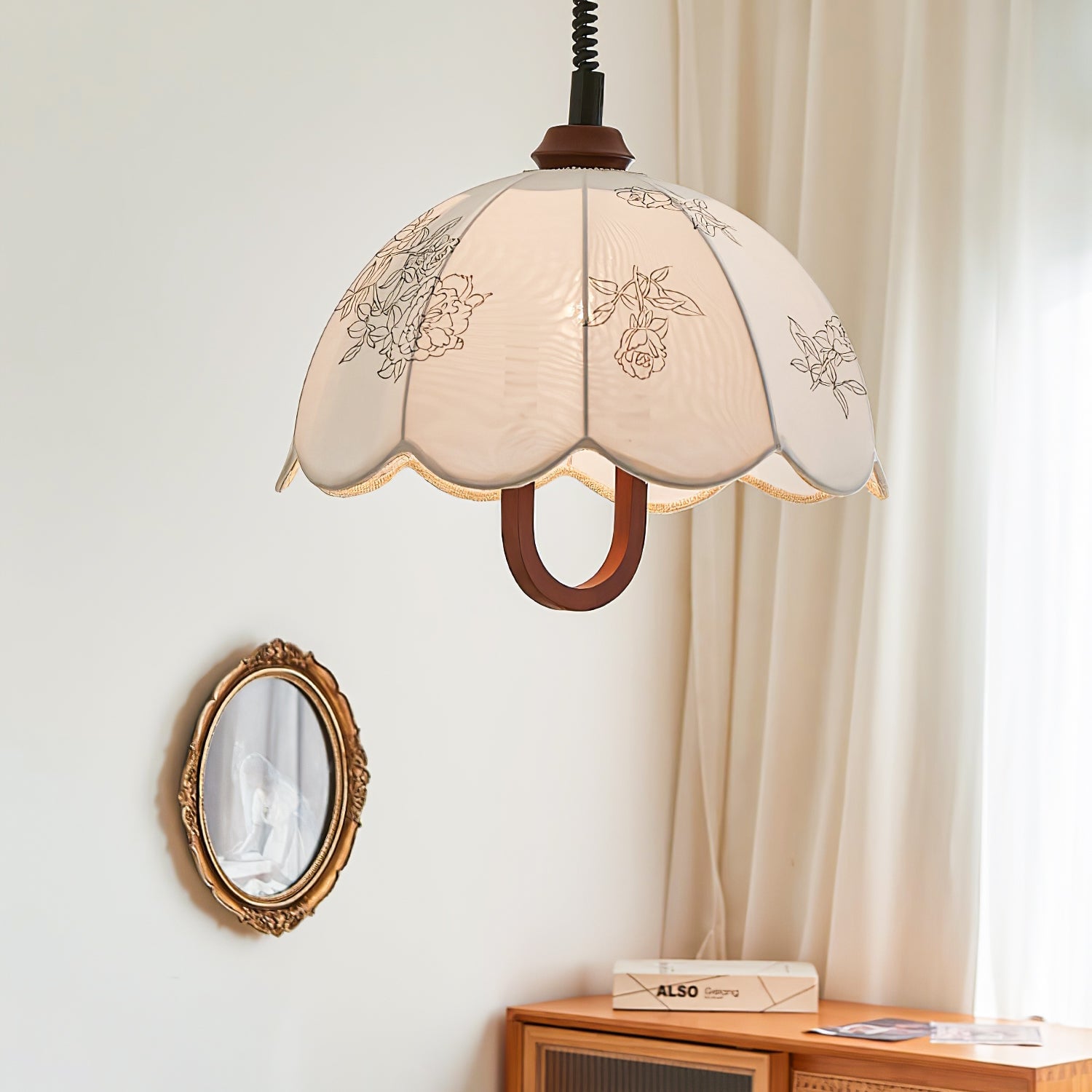 Floral Grace Pendant Lamp - Cueteks