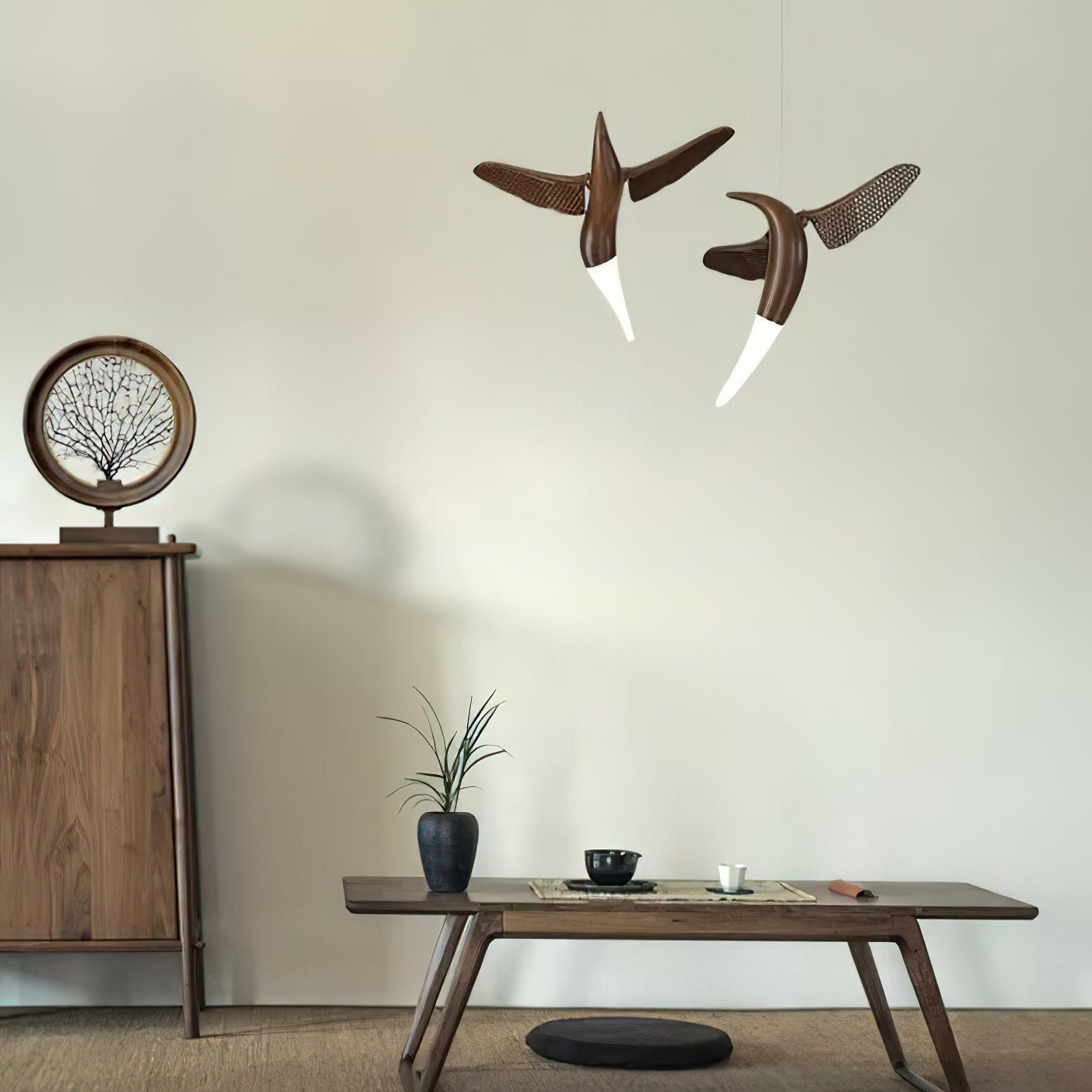 Dancer Chandelier - Cueteks