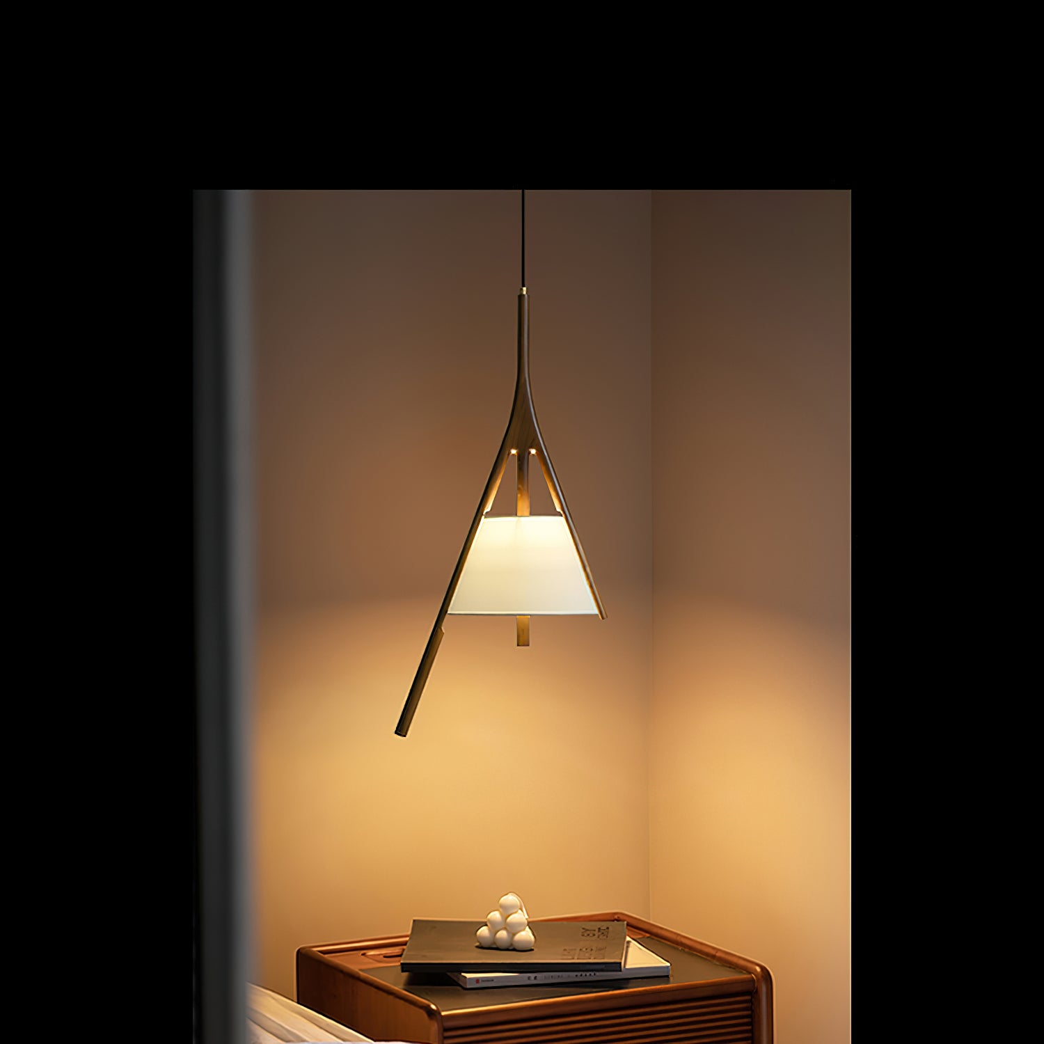 Nanzhi Wood Pendant Lamp - Cueteks