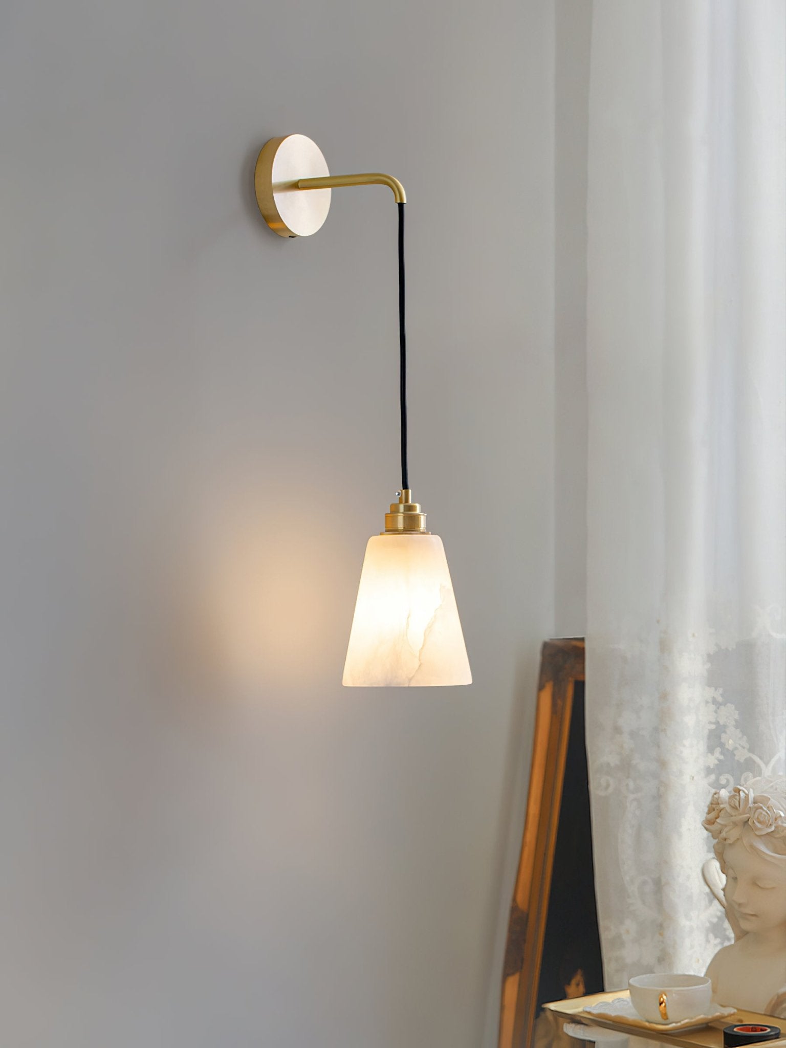 Droplet Alabaster Wall Lamp - Cueteks