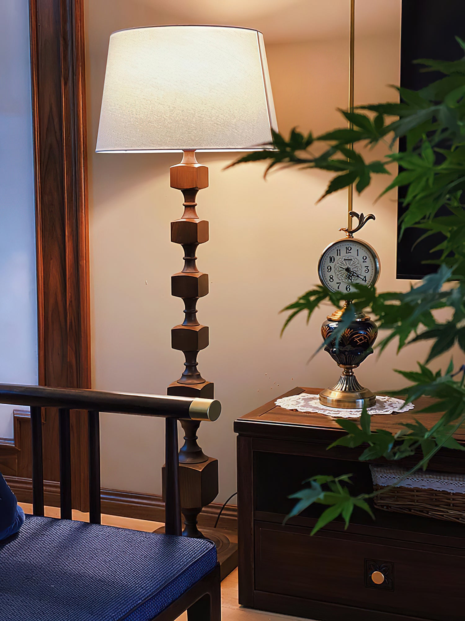 Hexas Floor Lamp - Cueteks