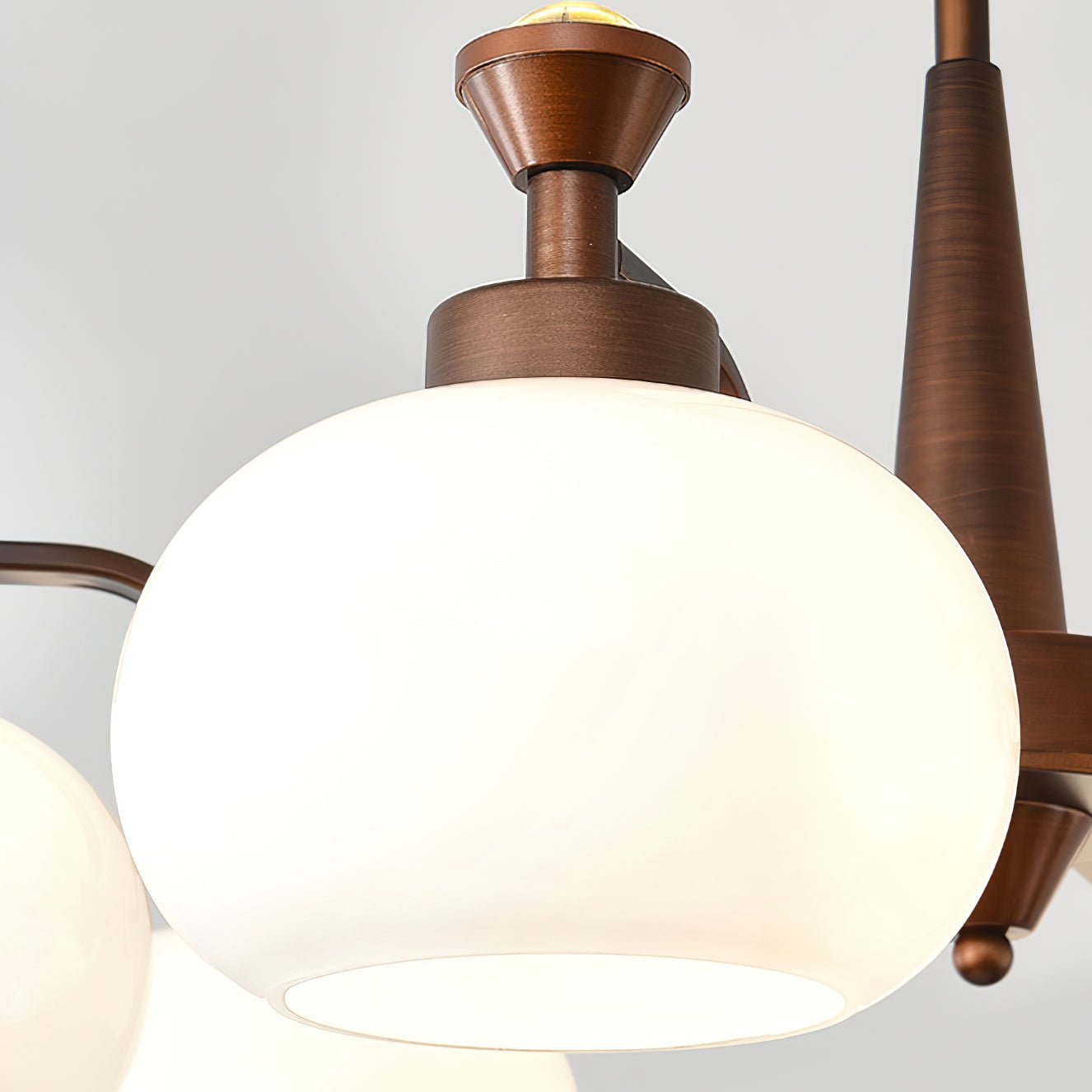 Globe Spotlight Chandelier - Cueteks