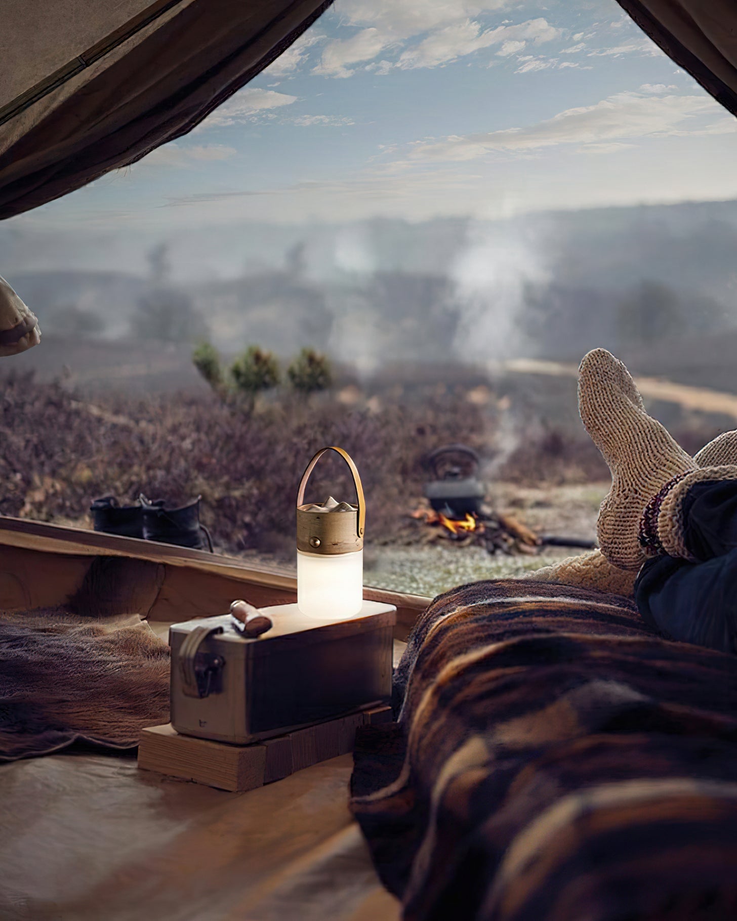 Nomad Lantern Table Lamp - Cueteks