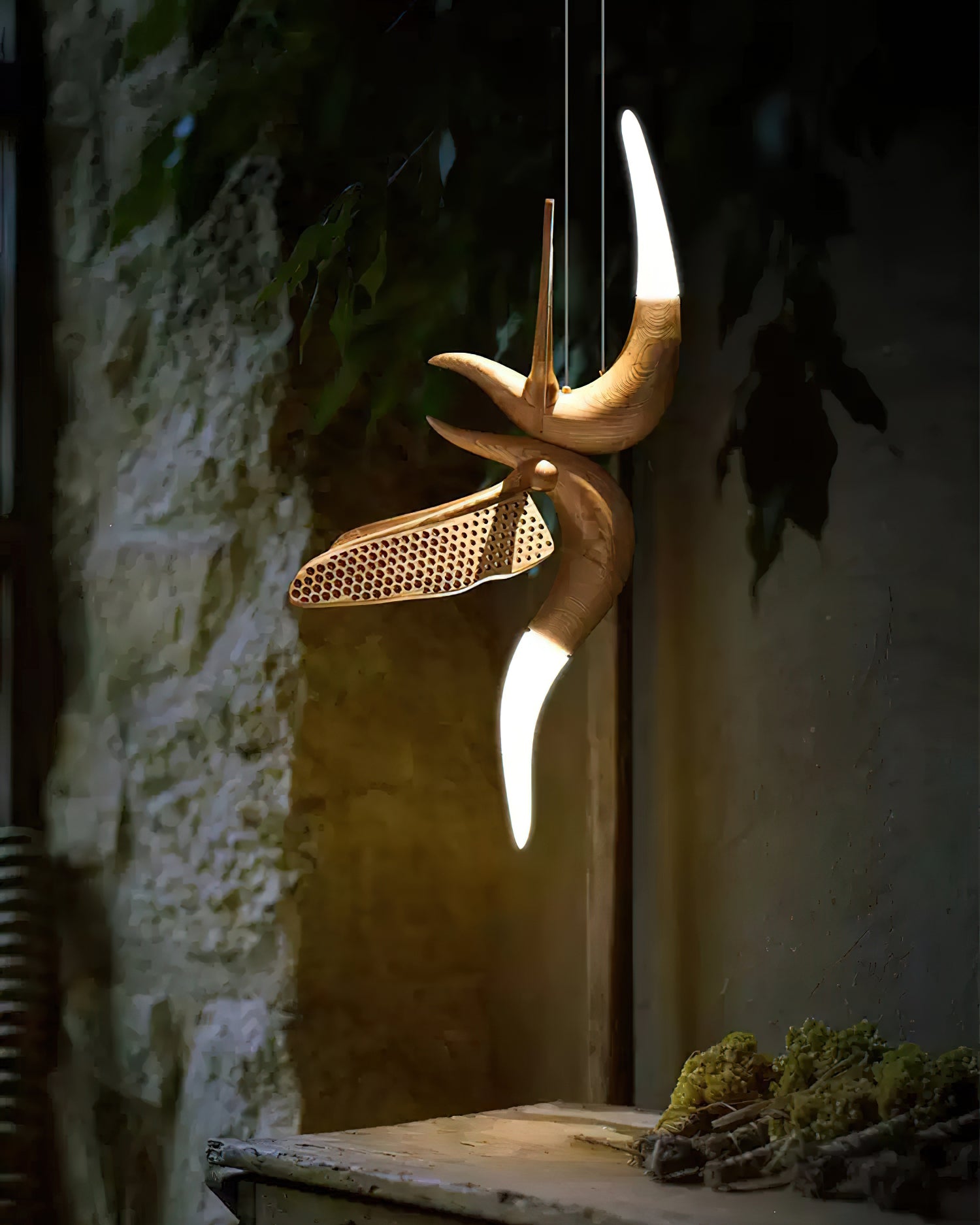 Dancer Chandelier - Cueteks