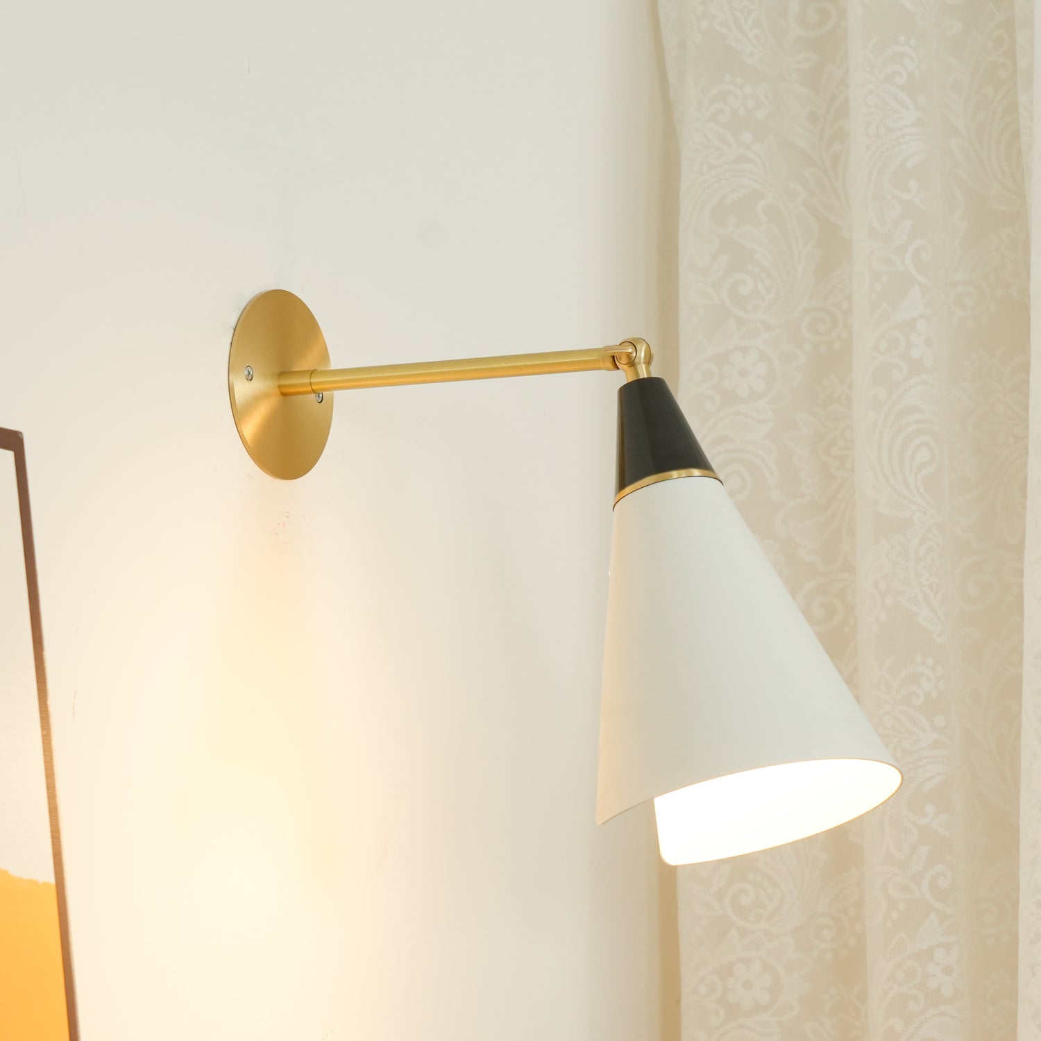 Petite Magari Wall Lamp - Cueteks