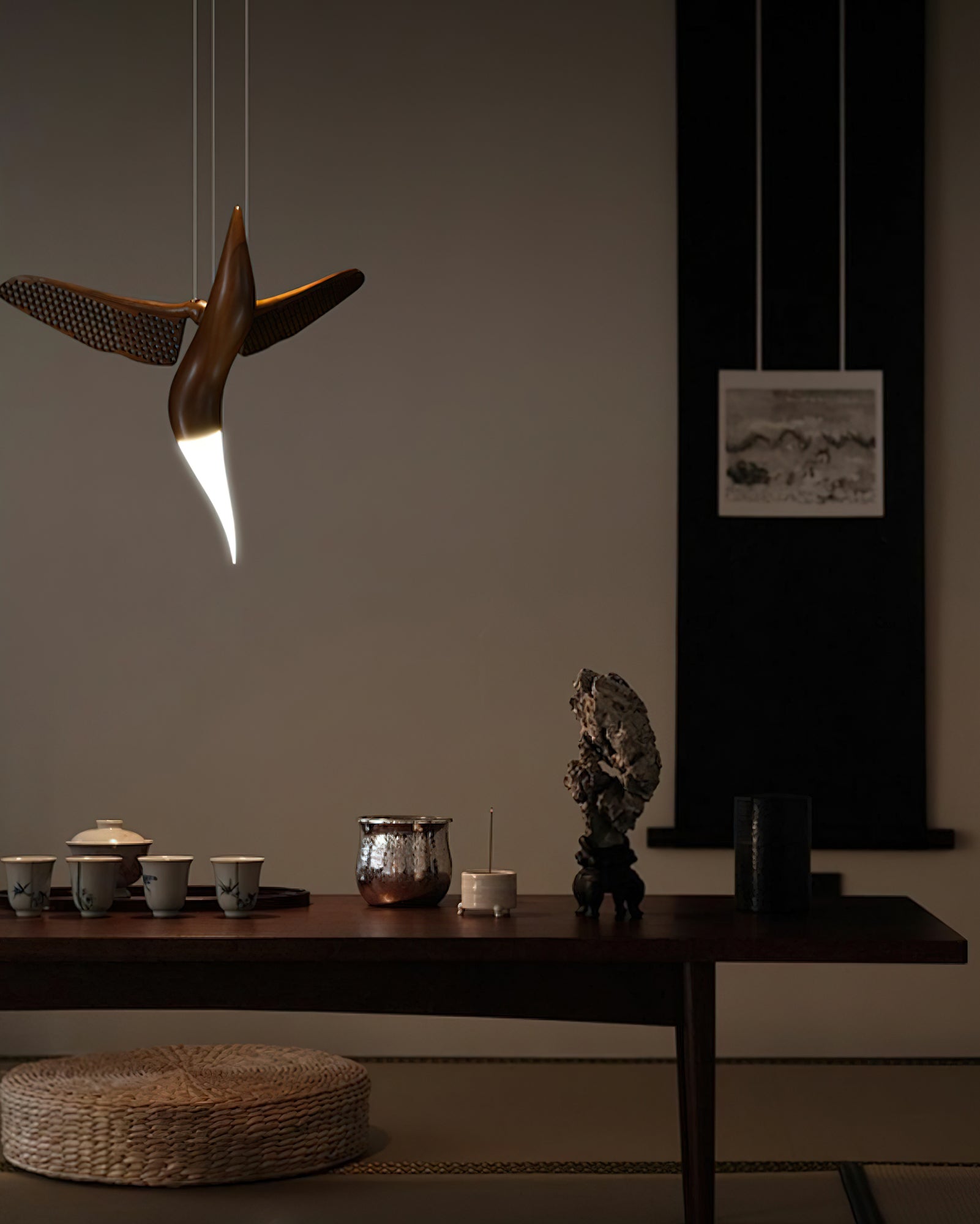 Dancer Chandelier - Cueteks