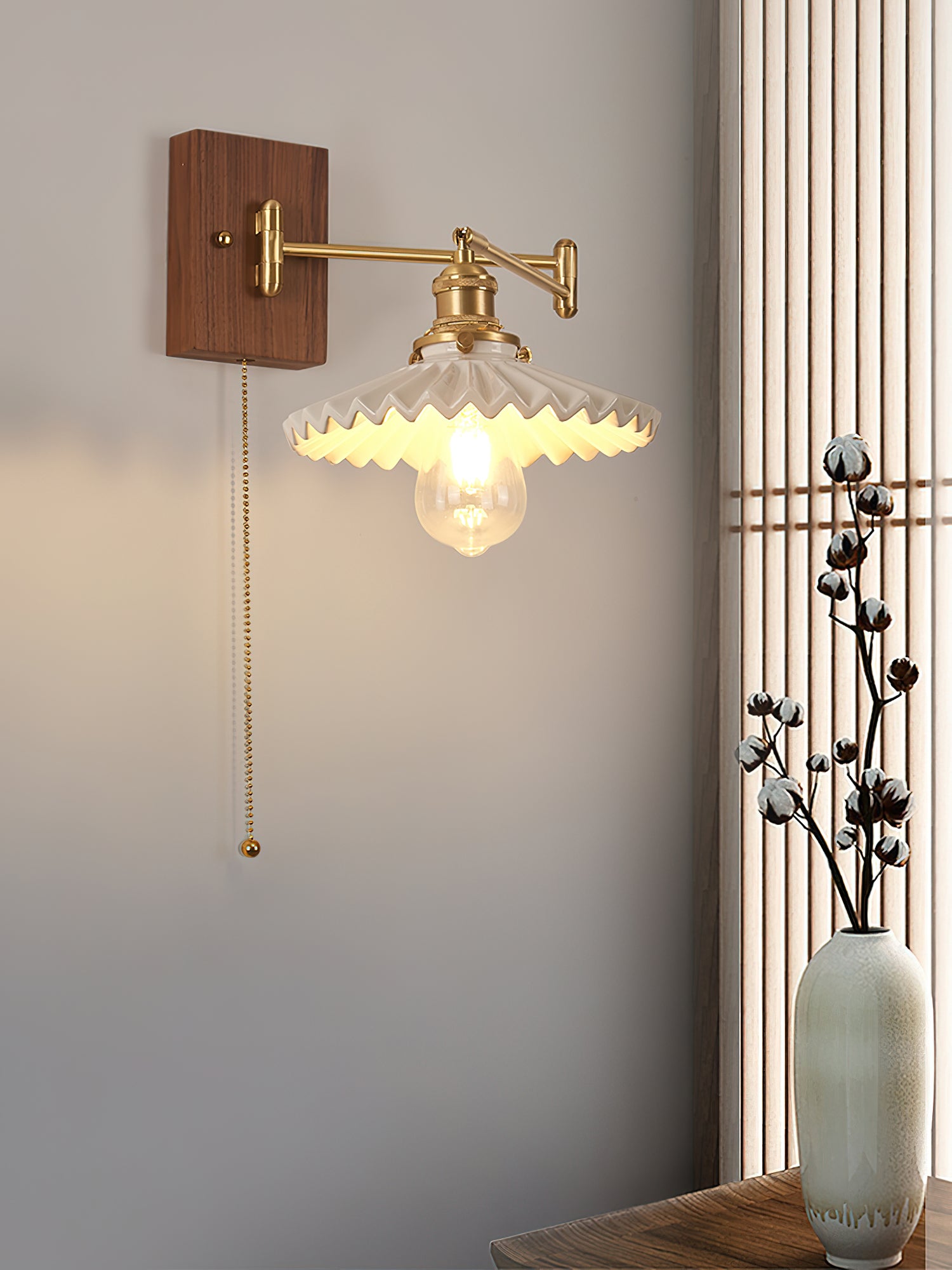 Heritage Walnut Wall Lamp - Cueteks