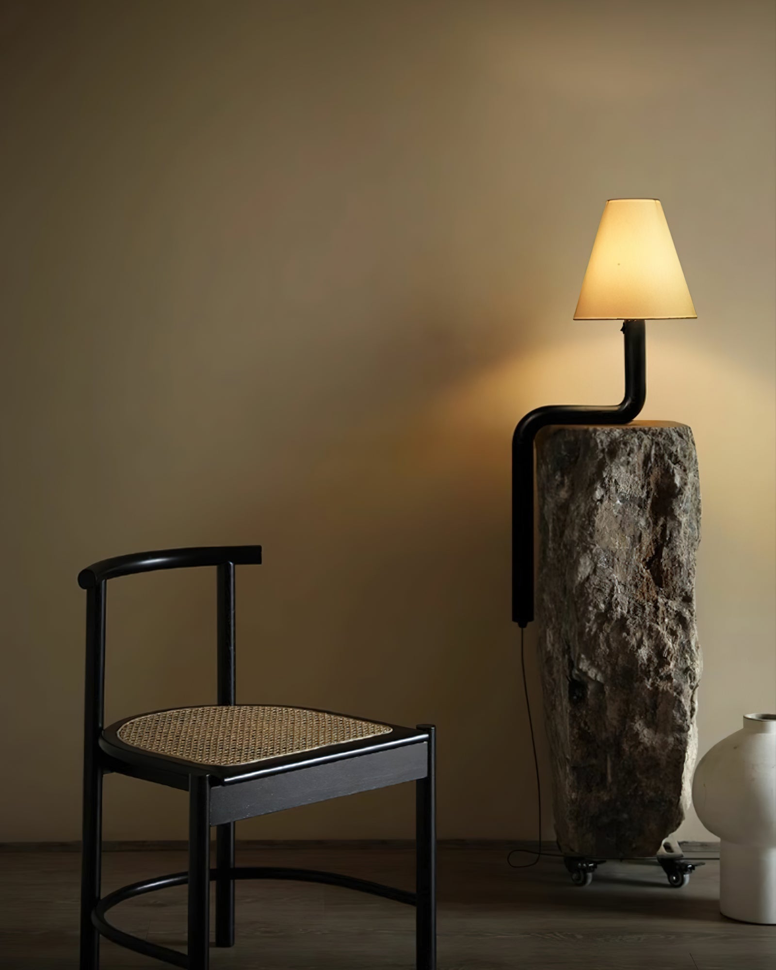 Bend Wood Table Lamp - Cueteks
