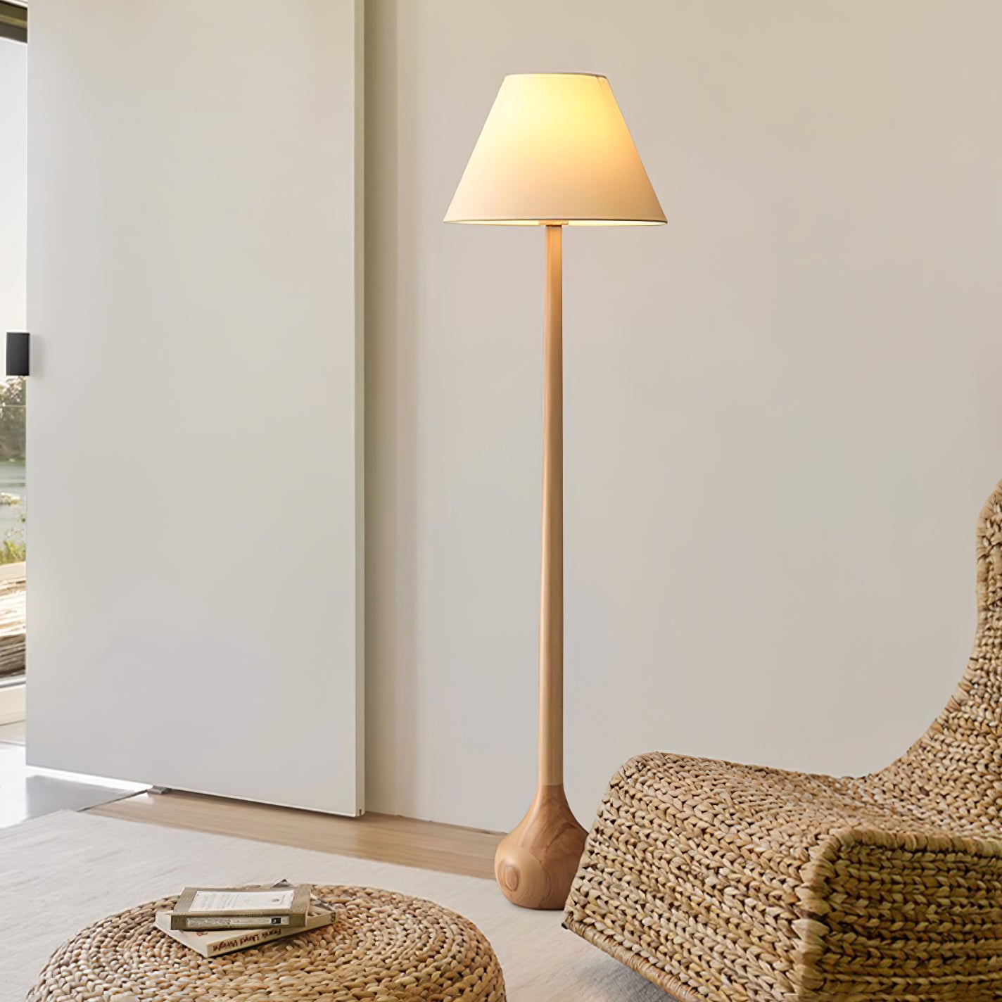 Final Strike Floor Lamp - Cueteks