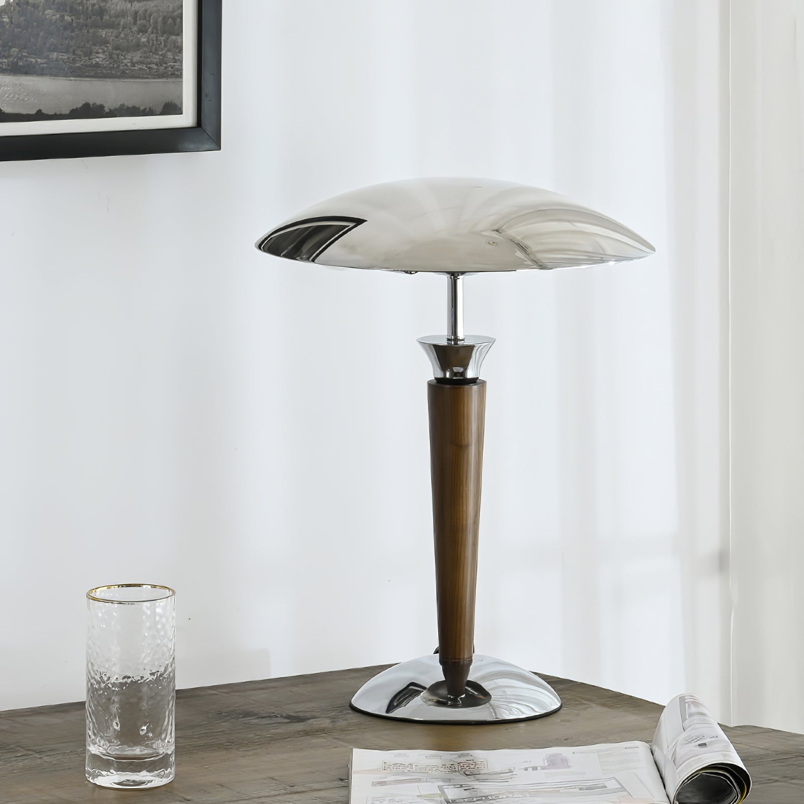 Helmet Table Lamp - Cueteks